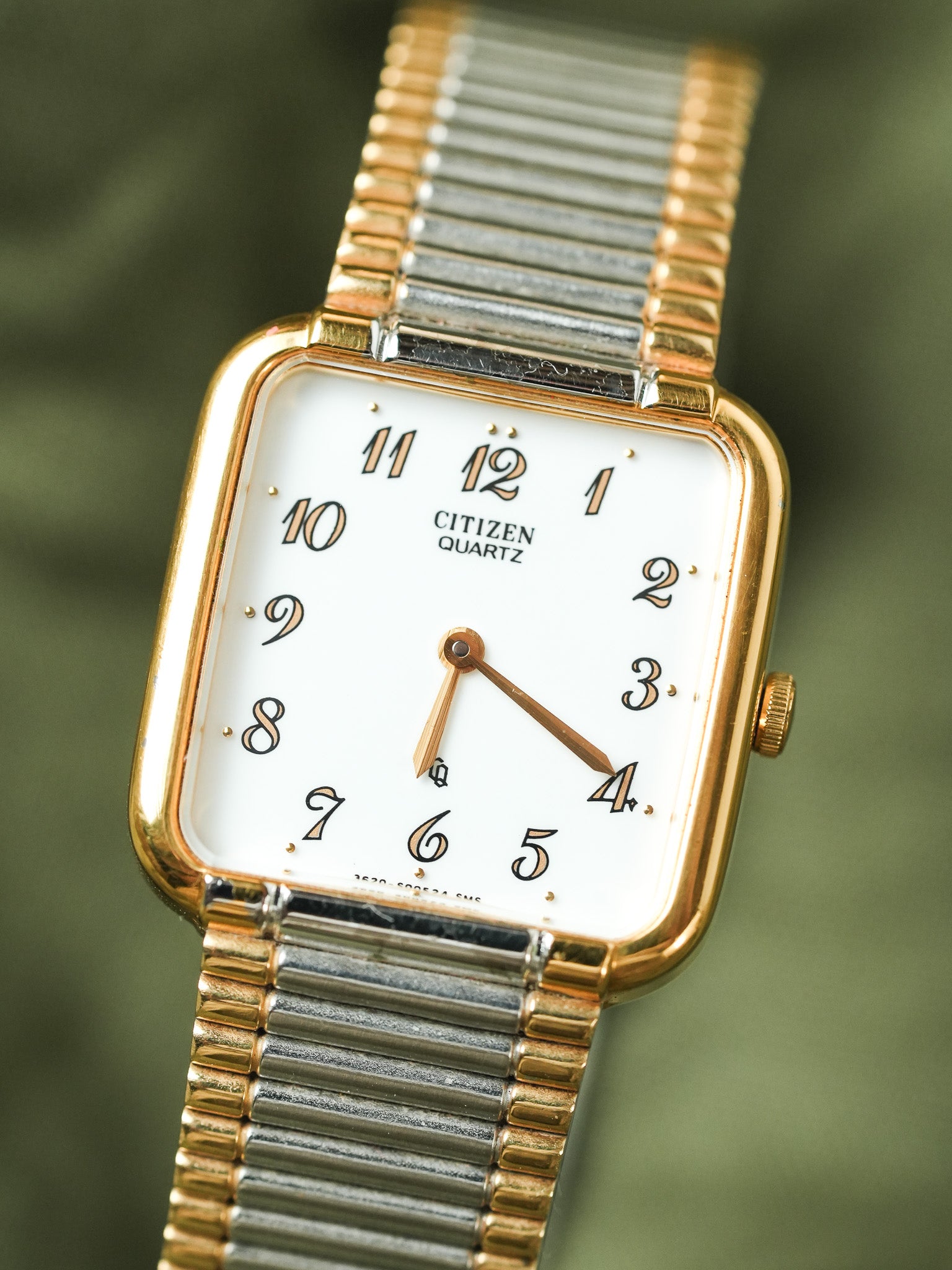 Citizen - Tank bracelet intégré acier or - NOS - 1990s - Atelier Victor - Vintage  Shop