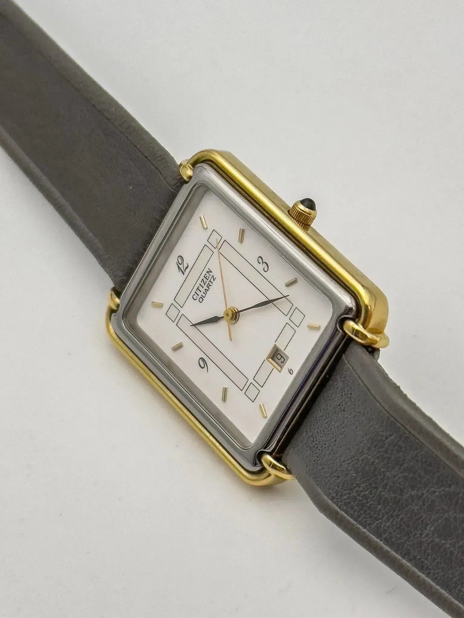 Citizen - Tank PVD Noir Or - boîte - 1990s - Atelier Victor