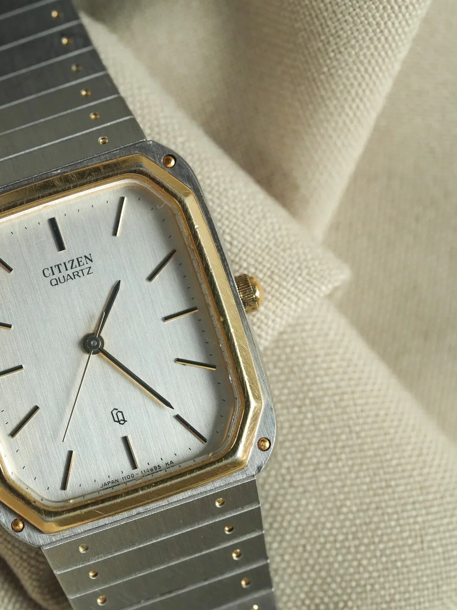 Citizen - Tank Royal Acier Or bracelet intégré - 1991 - Atelier Victor