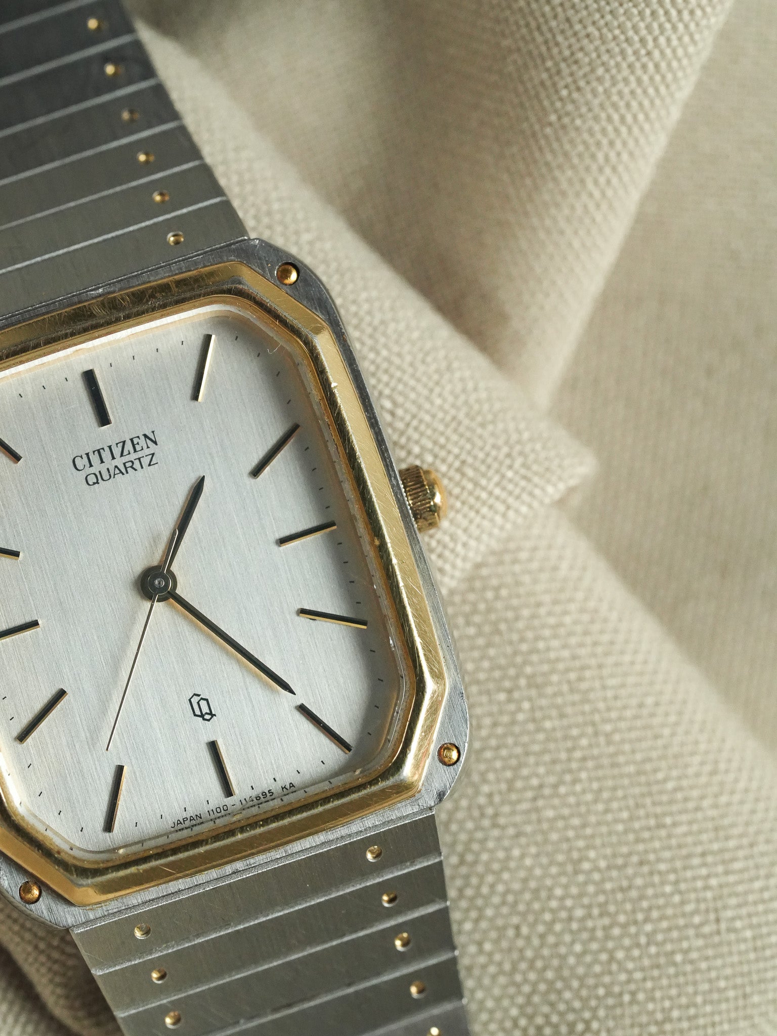 Citizen - Tank Royal Acier Or bracelet intégré - 1991 - Atelier Victor - Vintage  Shop