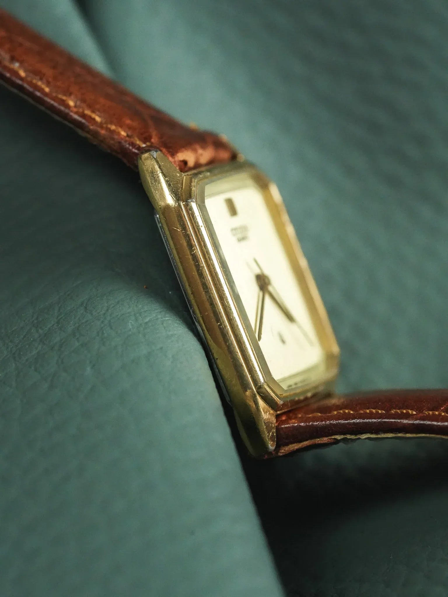 Citizen - Tank vintage Or Cabochon - 1983 - Atelier Victor