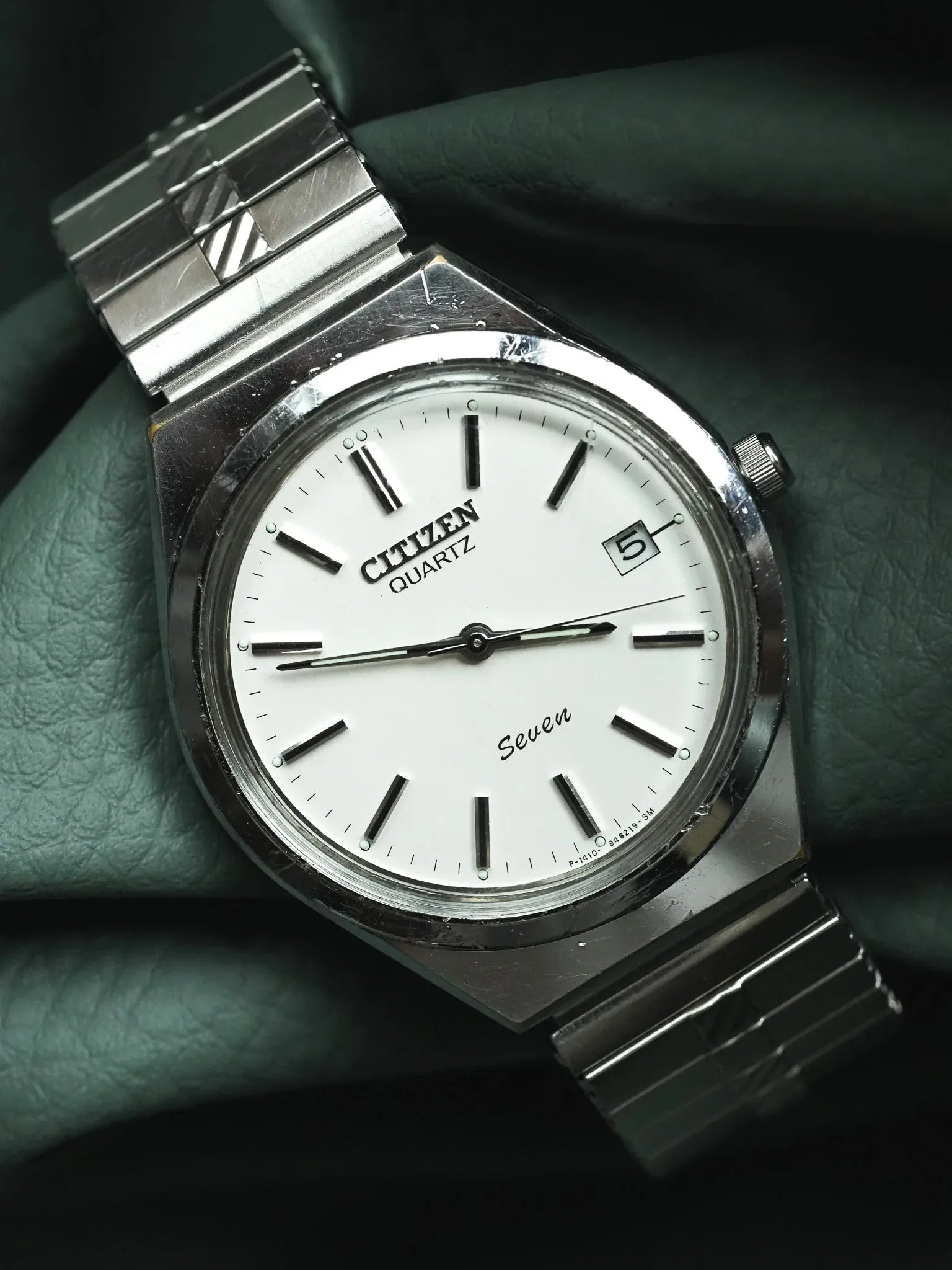 Citizen - Tonneau Acier Quartz Seven Date - 1990s - Atelier Victor