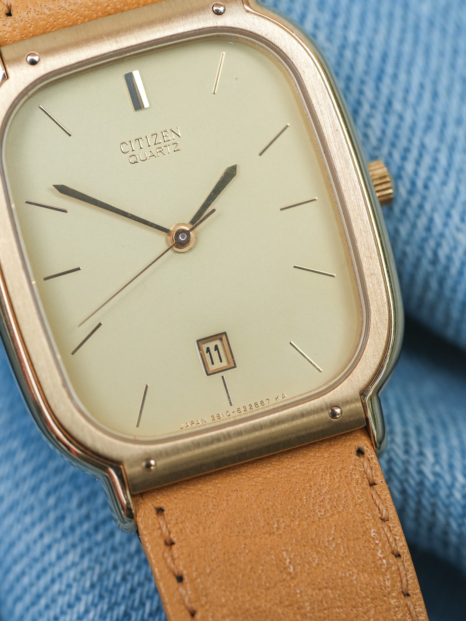 Citizen - Tonneau Citron Or Date 6h - NOS - 1985 - Atelier Victor - Vintage  Shop