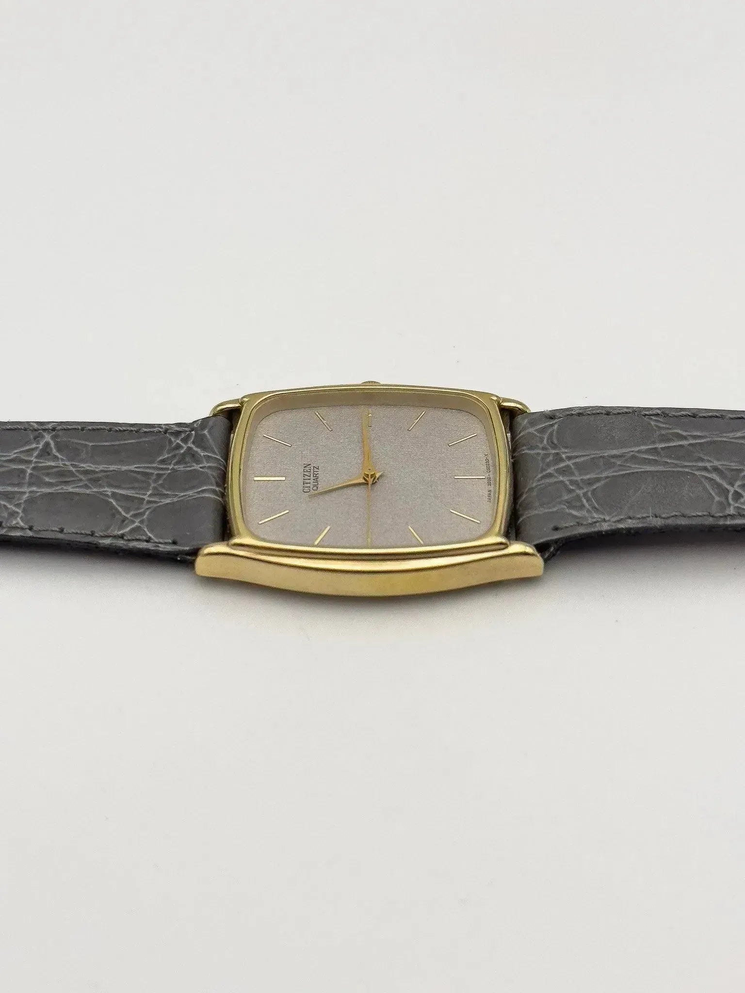 Citizen - Tonneau Grey Dust - NOS - 1990s - Atelier Victor