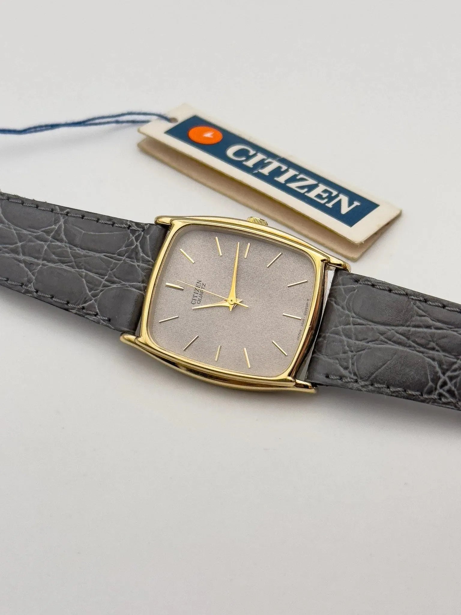 Citizen - Tonneau Grey Dust - NOS - 1990s - Atelier Victor Paris - Vintage Watch Shop Dubai