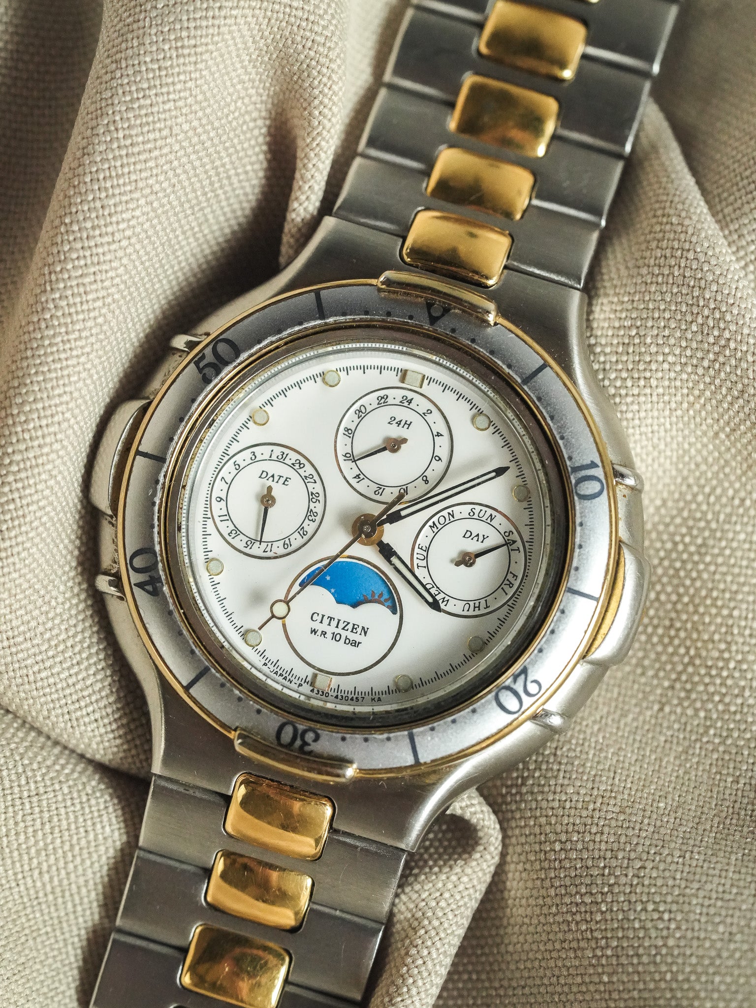 Citizen - Triple Calendar Phase de lune acier or - 1988 - Atelier Victor - Vintage  Shop