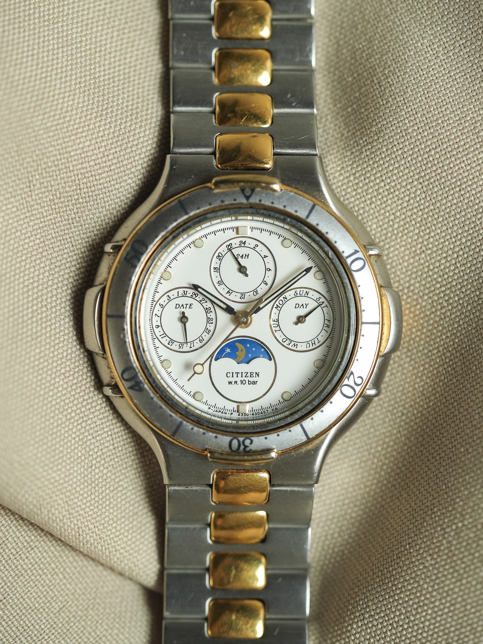 Citizen - Triple Calendar Phase de lune acier or - 1988 - Atelier Victor - Vintage  Shop