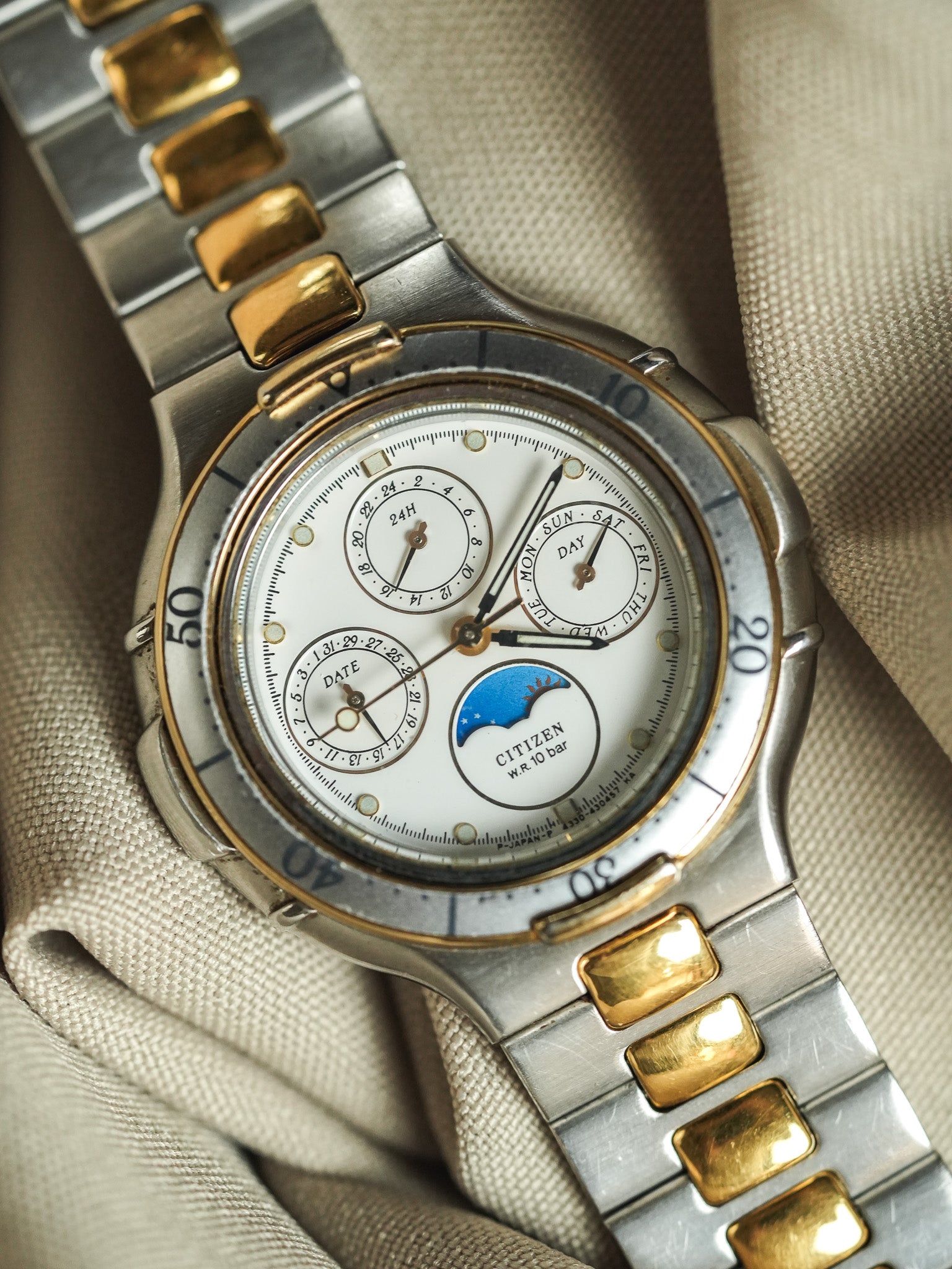 Citizen - Triple Calendar Phase de lune acier or - 1988 - Atelier Victor - Vintage  Shop
