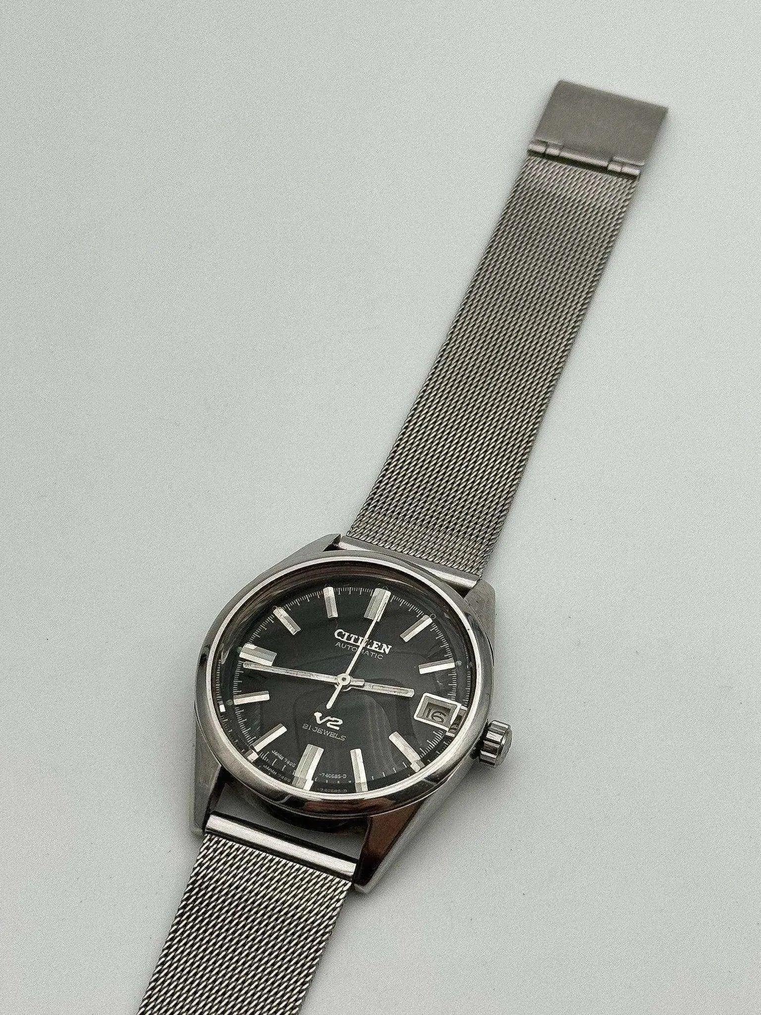 Citizen - V2 Black Dial - 1980s - Atelier Victor Paris - Vintage Watch Shop Dubai