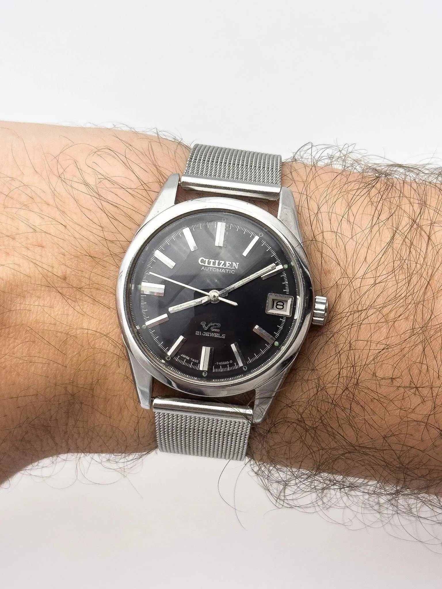 Citizen - V2 Black Dial - 1980s - Atelier Victor - Vintage  Shop