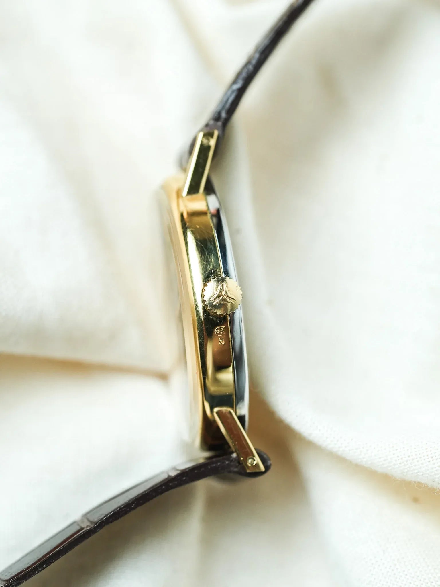 Cyma - Baignoire effet Oeil de tigre - NOS - 1970s - Atelier Victor