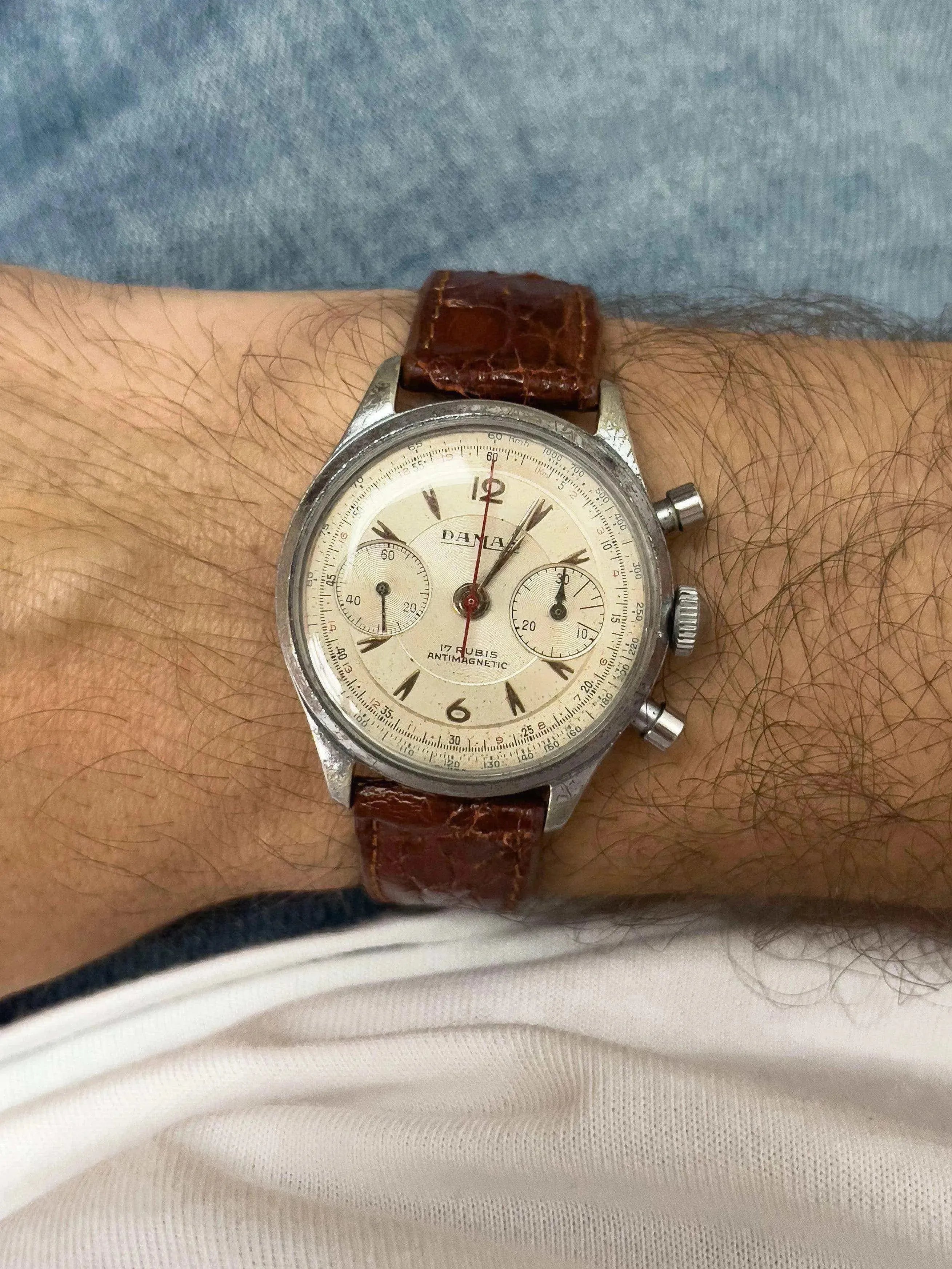 Damas - Chronographe - 1950’s - Atelier Victor Paris - Vintage Watch Shop Dubai
