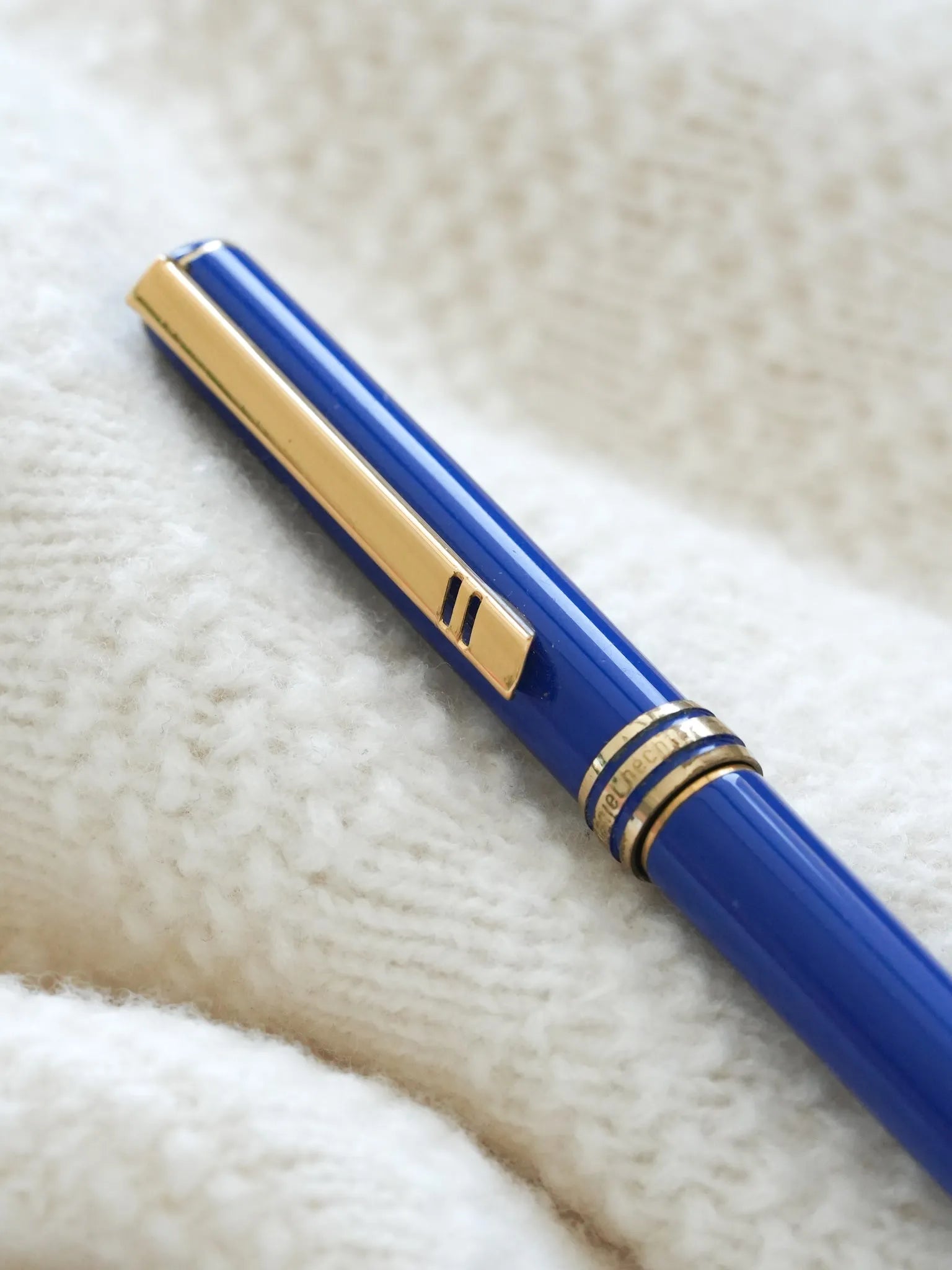 Daniel Hechter - Stylo plume Bleu Plaqué or - Atelier Victor Paris - Vintage Watch Shop Dubai