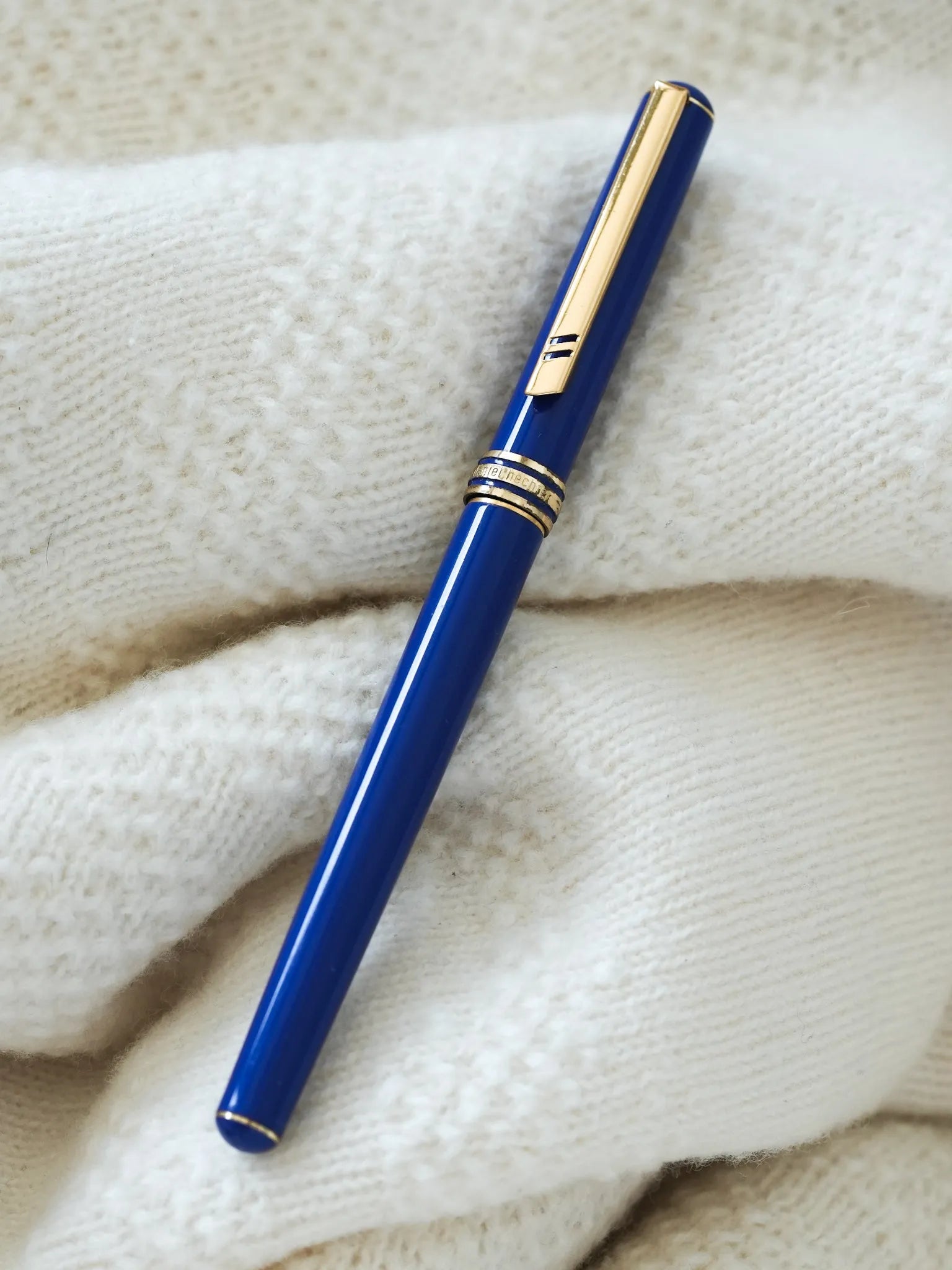 Daniel Hechter - Stylo plume Bleu Plaqué or - Atelier Victor Paris - Vintage Watch Shop Dubai