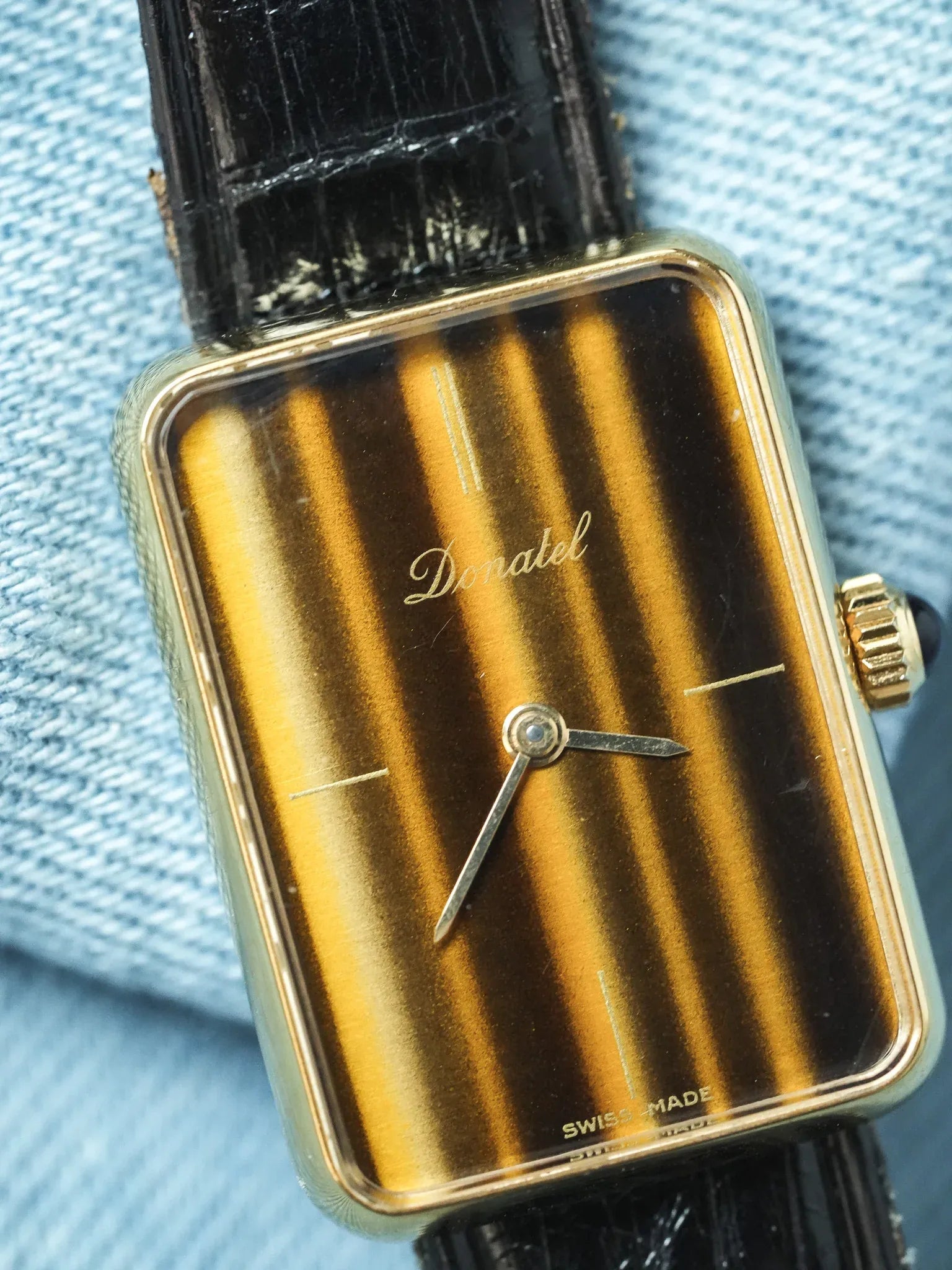 Donatel - Tank Or Oeil de Tigre Cabochon bleu - 1970s - Atelier Victor