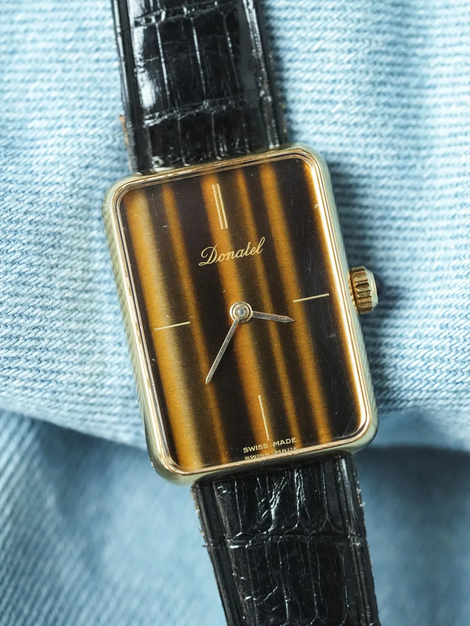 Donatel - Tank Or Oeil de Tigre Cabochon bleu - 1970s - Atelier Victor