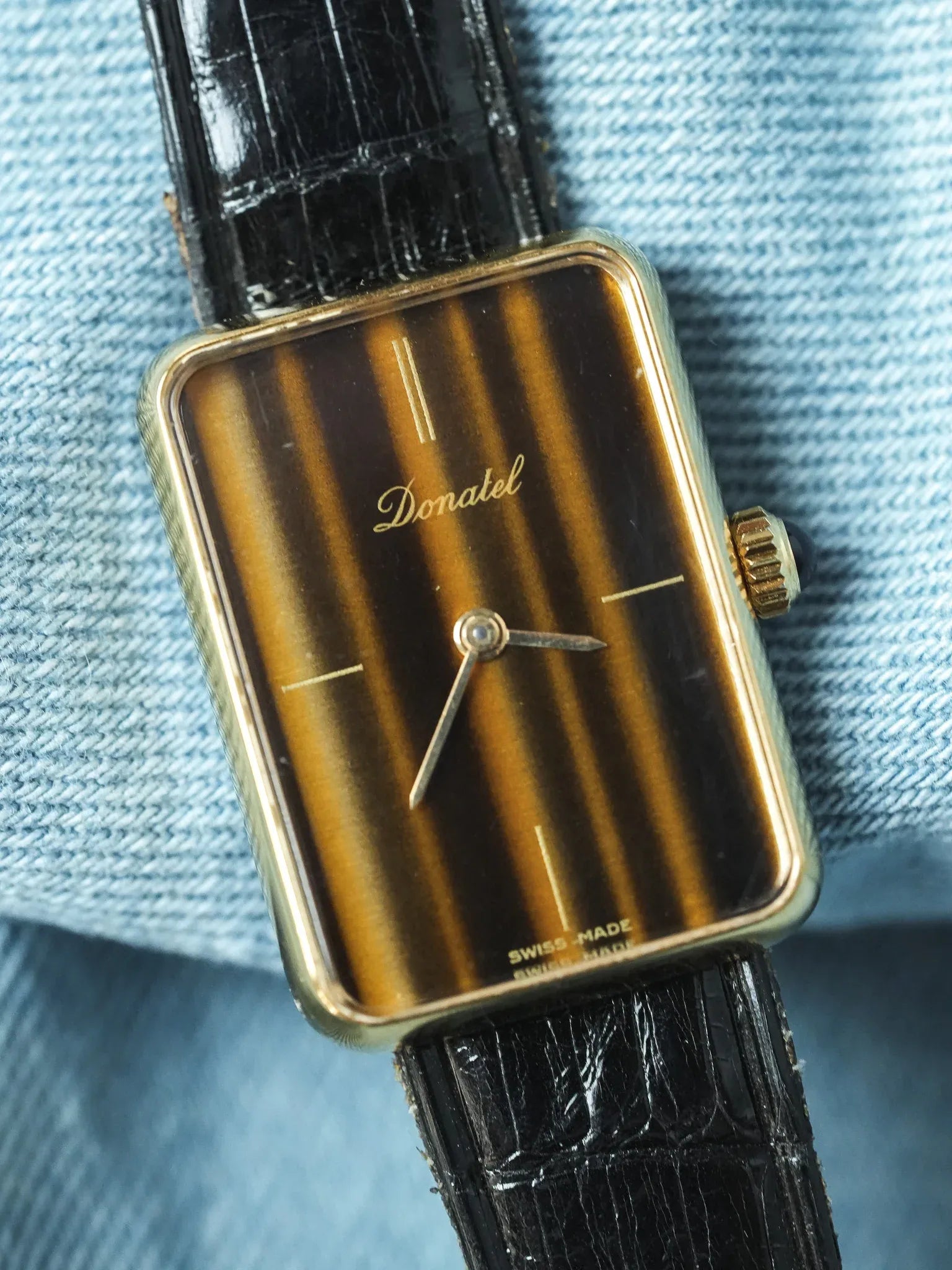 Donatel - Tank Or Oeil de Tigre Cabochon bleu - 1970s - Atelier Victor