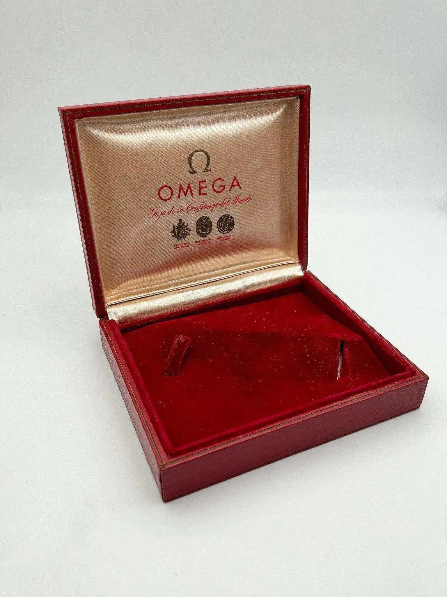 Écrin Omega Seamaster Vintage - 1950’s - Atelier Victor Paris - Vintage Watch Shop Dubai