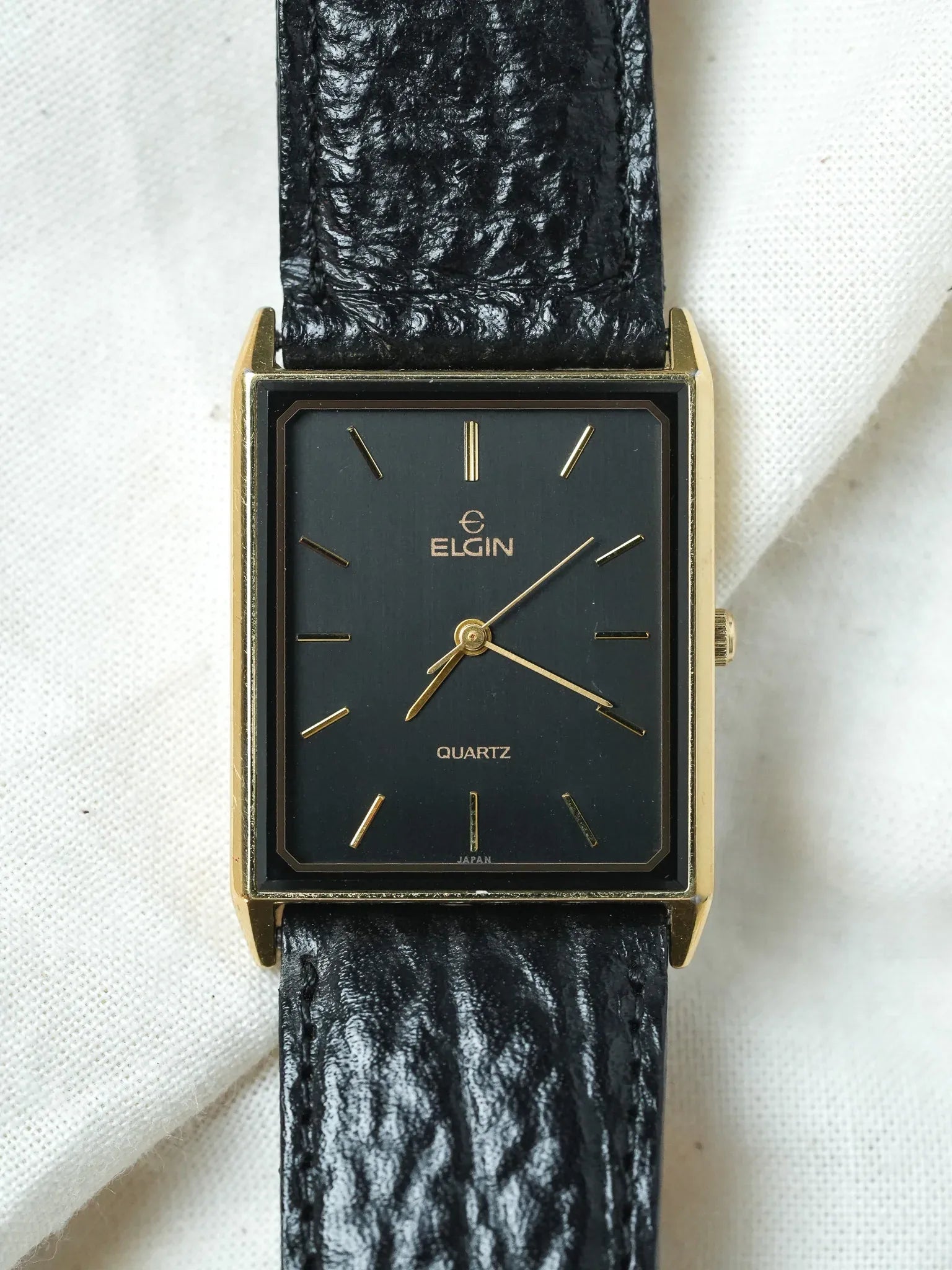 Elgin - Tank Or Laque Noir cadran noir - 1990s - Atelier Victor