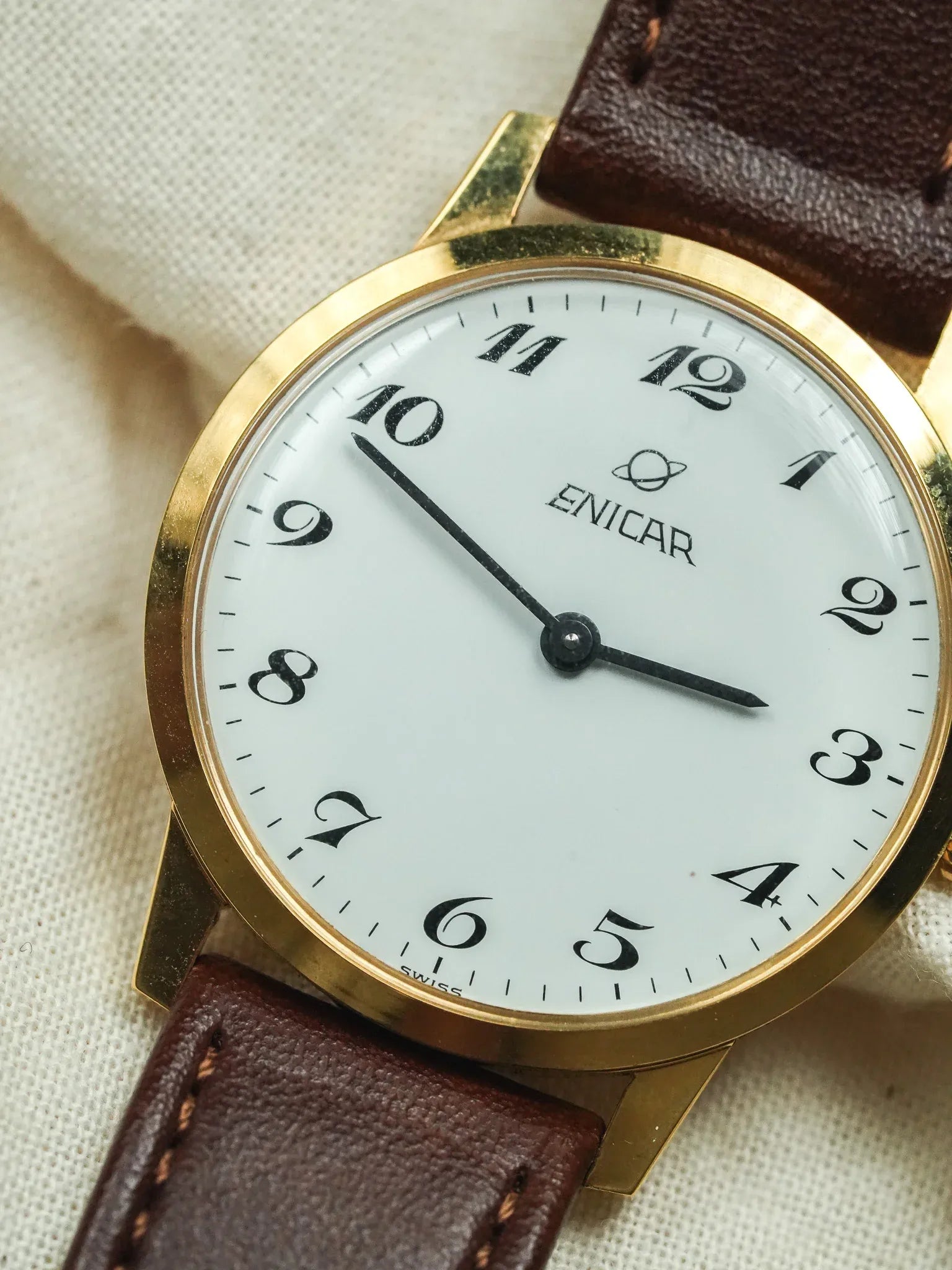 Enicar - Plaqué Or Ultra slim Cadran blanc - 1980s - Atelier Victor