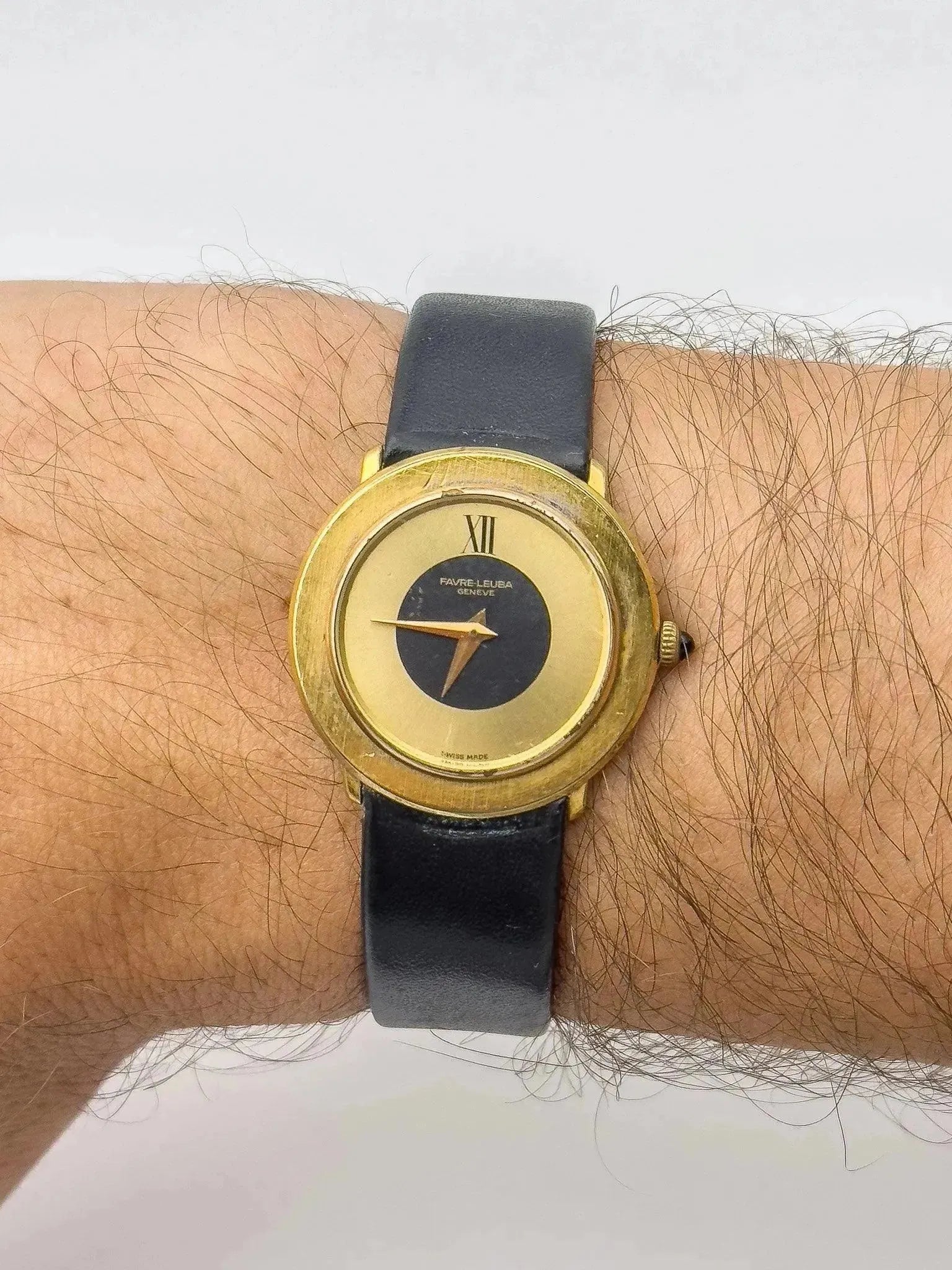 Favre-Leuba - Circle Black - 1970s - Atelier Victor Paris - Vintage Watch Shop Dubai