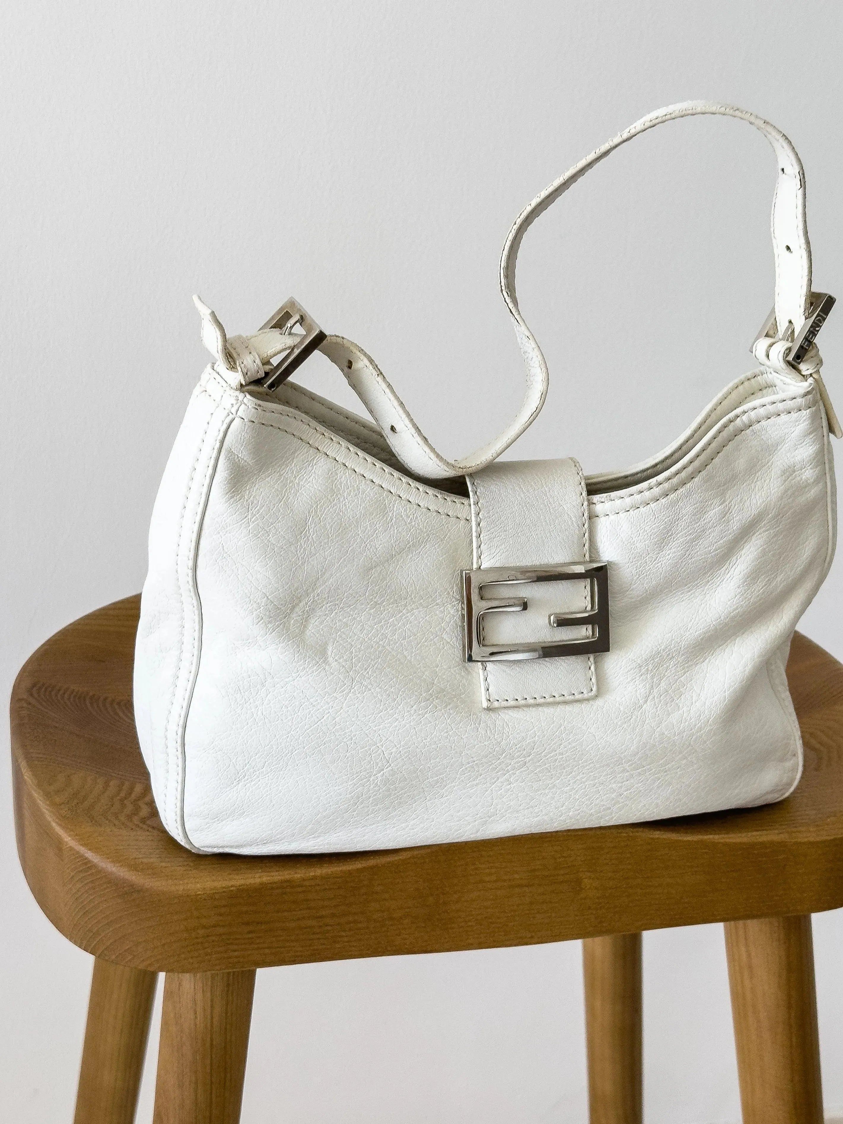 Fendi - Sac à main Baguette Blanc - Atelier Victor Paris - Vintage Watch Shop Dubai
