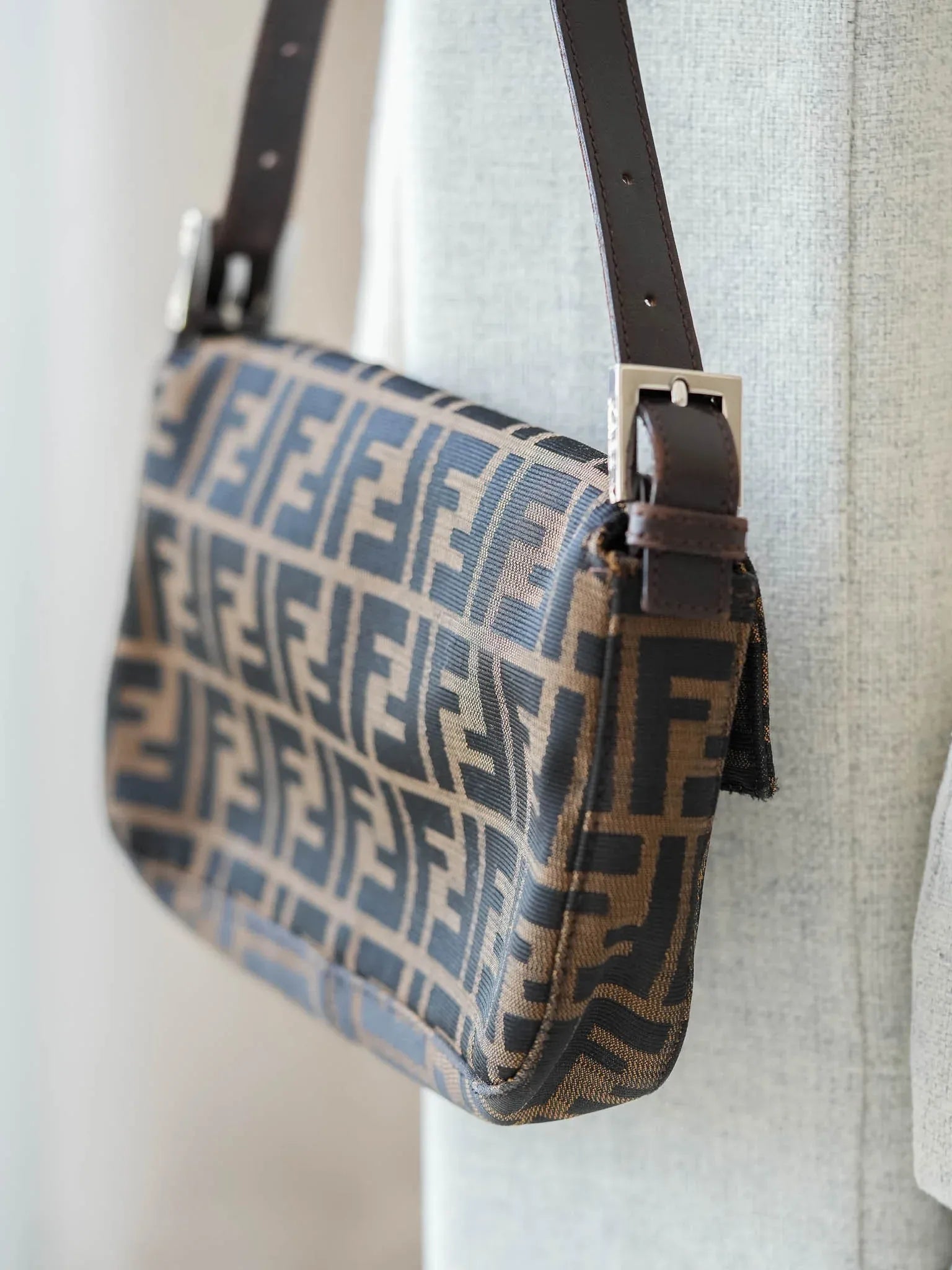 Fendi - Sac à main Baguette en Toile - Atelier Victor