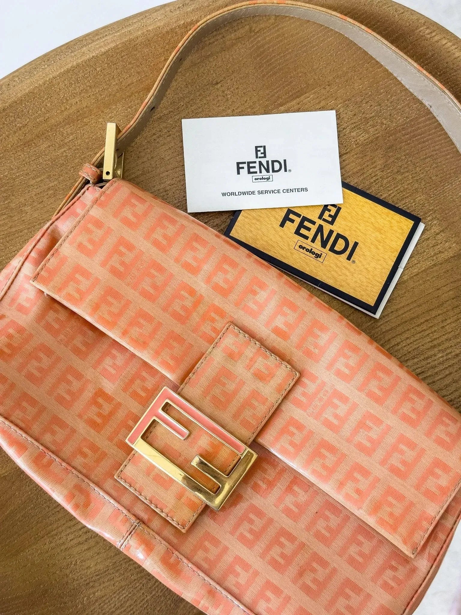 Fendi - Sac à main Baguette Orange - Atelier Victor Paris - Vintage Watch Shop Dubai