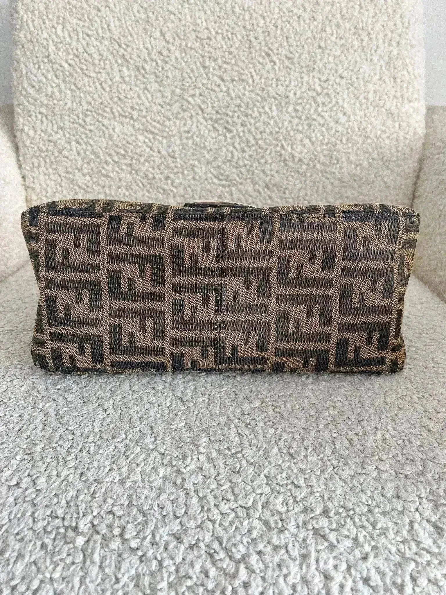 Fendi - Sac à main Mamma Baguette - Atelier Victor