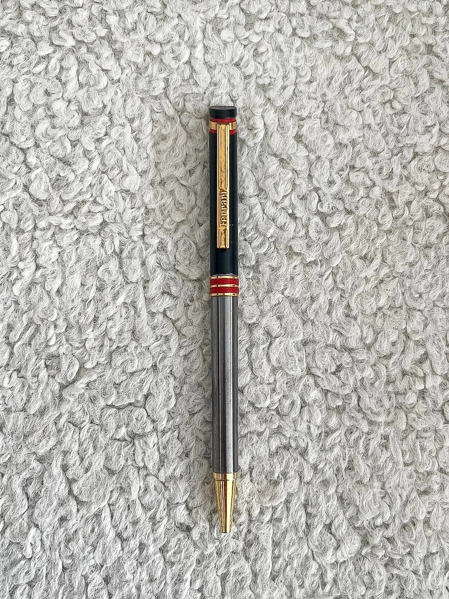 Ferrari - Stylo bille - 2000s - Atelier Victor - Vintage  Shop