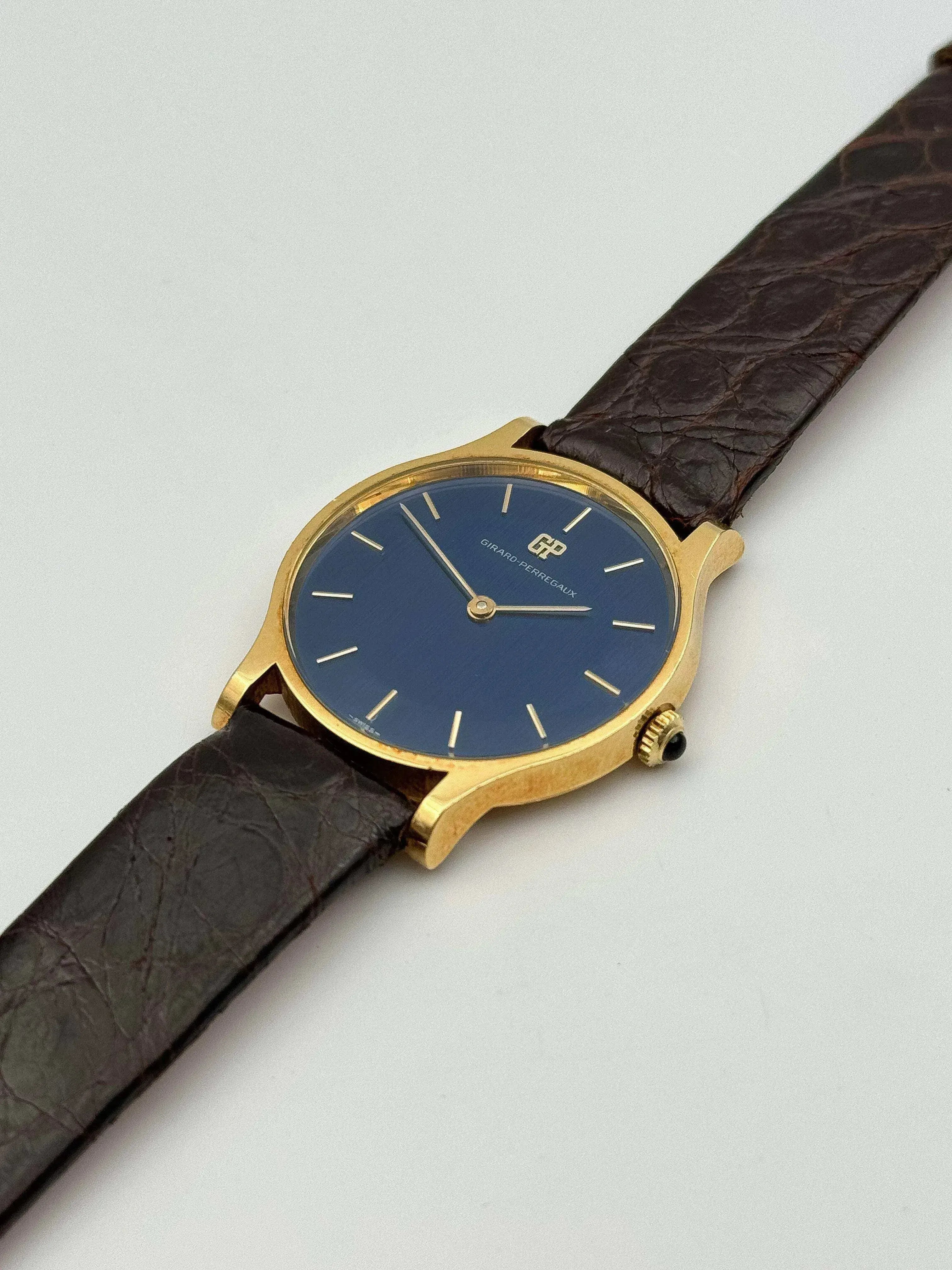 Girard Perregaux - Boitier Or 18k Bleu nuit - 1970s - Atelier Victor