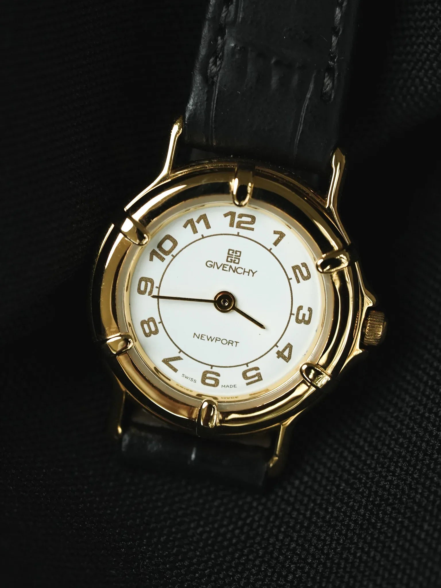 Givenchy - Mini Ronde Plaqué or Cadran blanc - 1990s - Atelier Victor