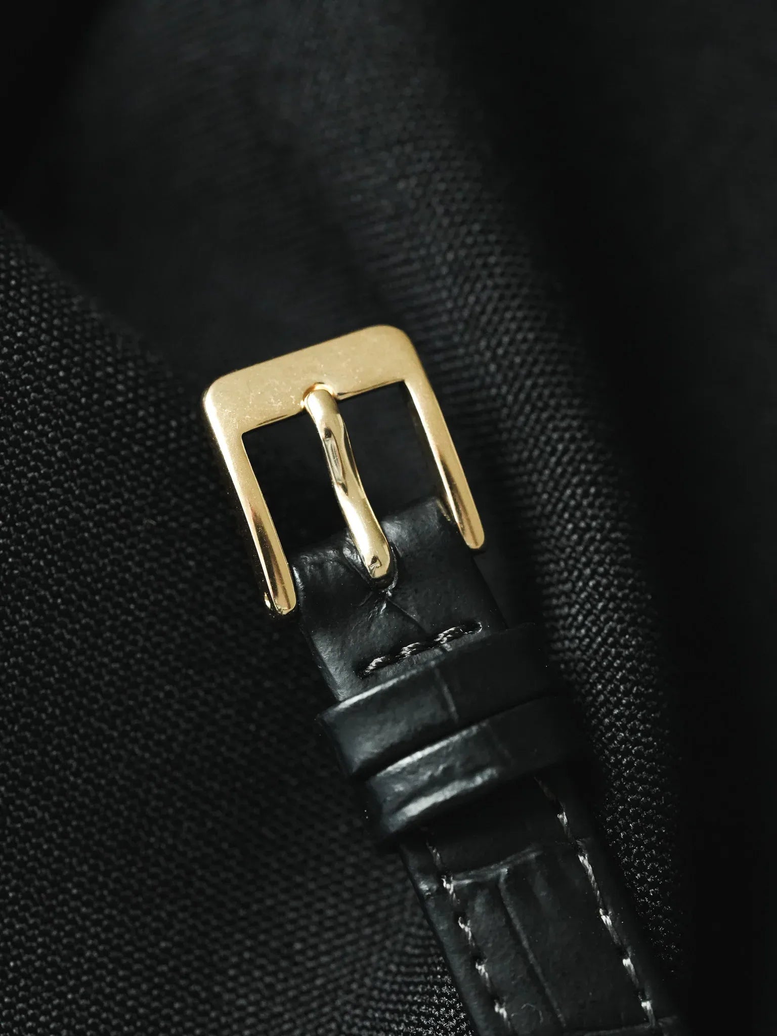 Givenchy - Mini Ronde Plaqué or Cadran blanc - 1990s - Atelier Victor