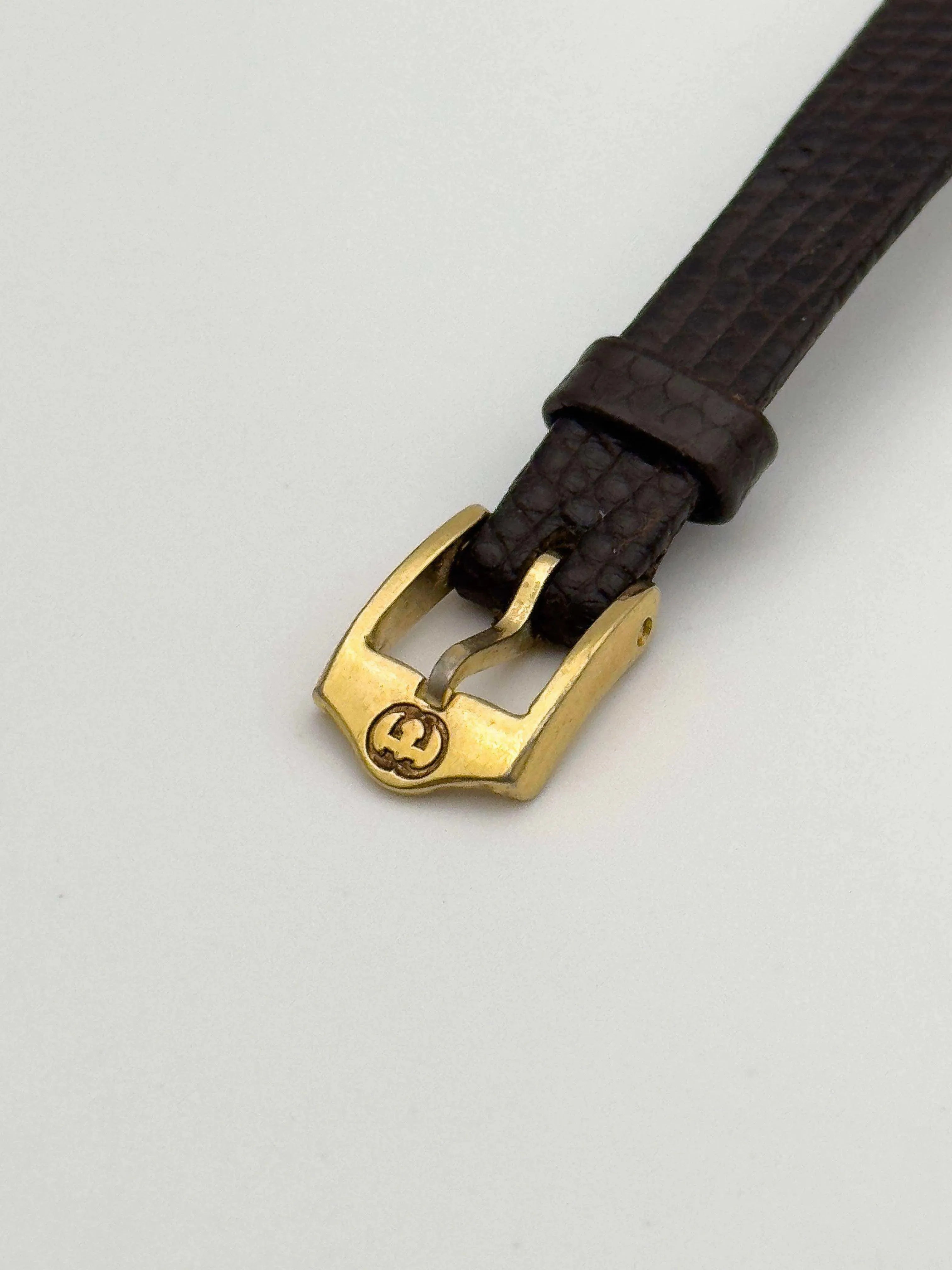 Gucci - Lady Gold Red - BOX - 1990's - Atelier Victor Paris - Vintage Watch Shop Dubai