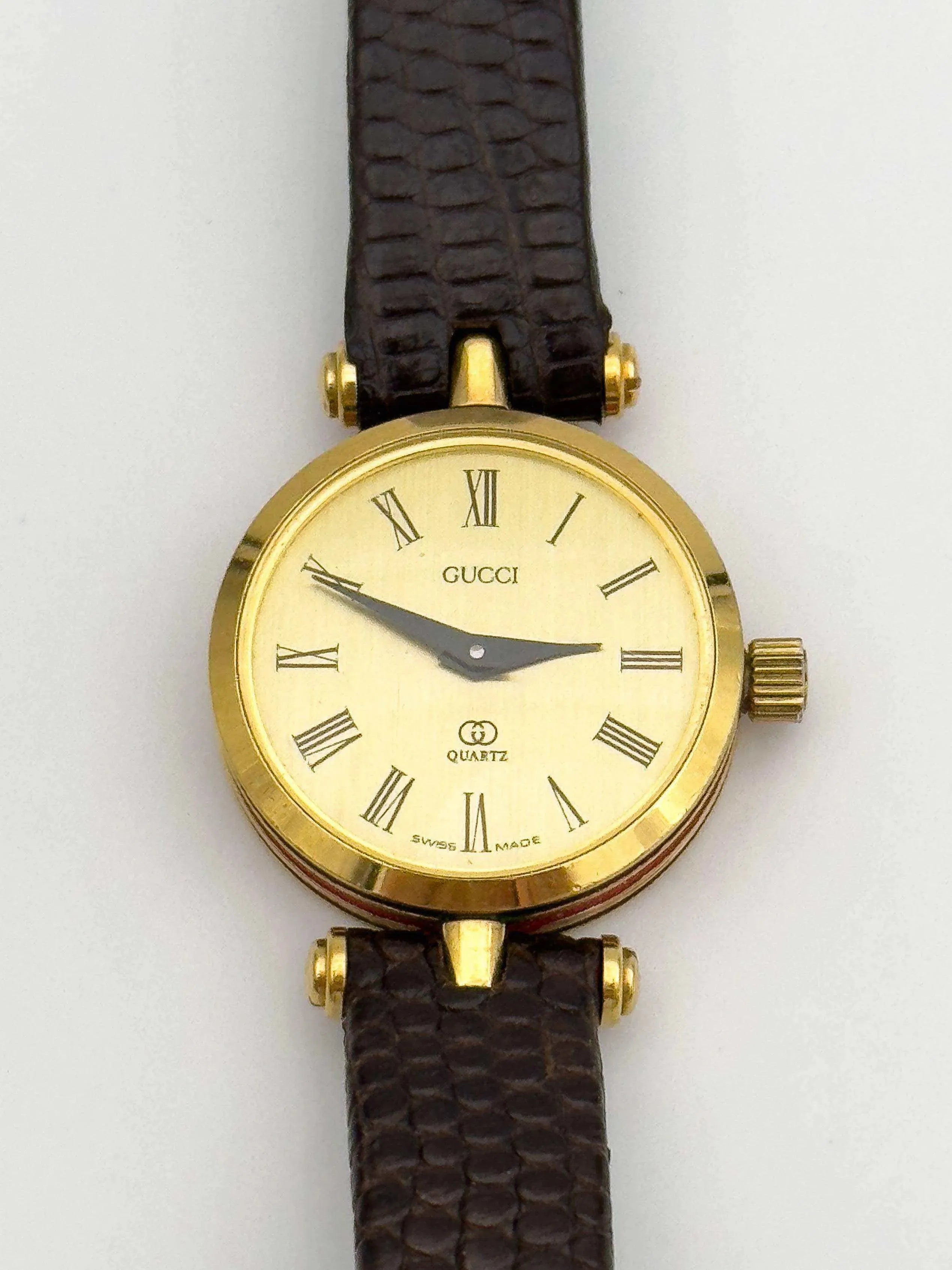 Gucci - Lady Gold Red - BOX - 1990's - Atelier Victor Paris - Vintage Watch Shop Dubai