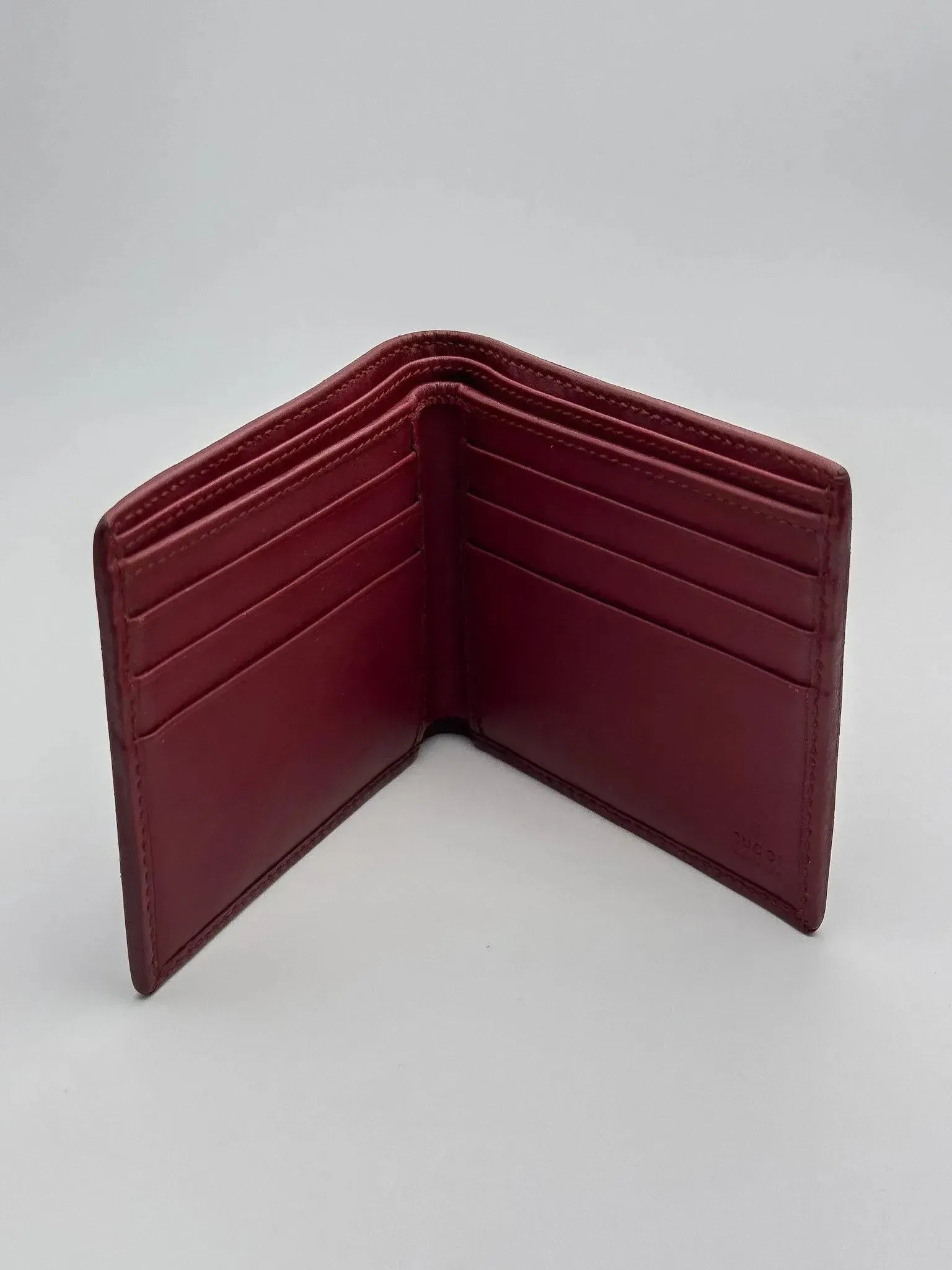 Gucci - Portefeuille en cuir GG bordeaux - Atelier Victor