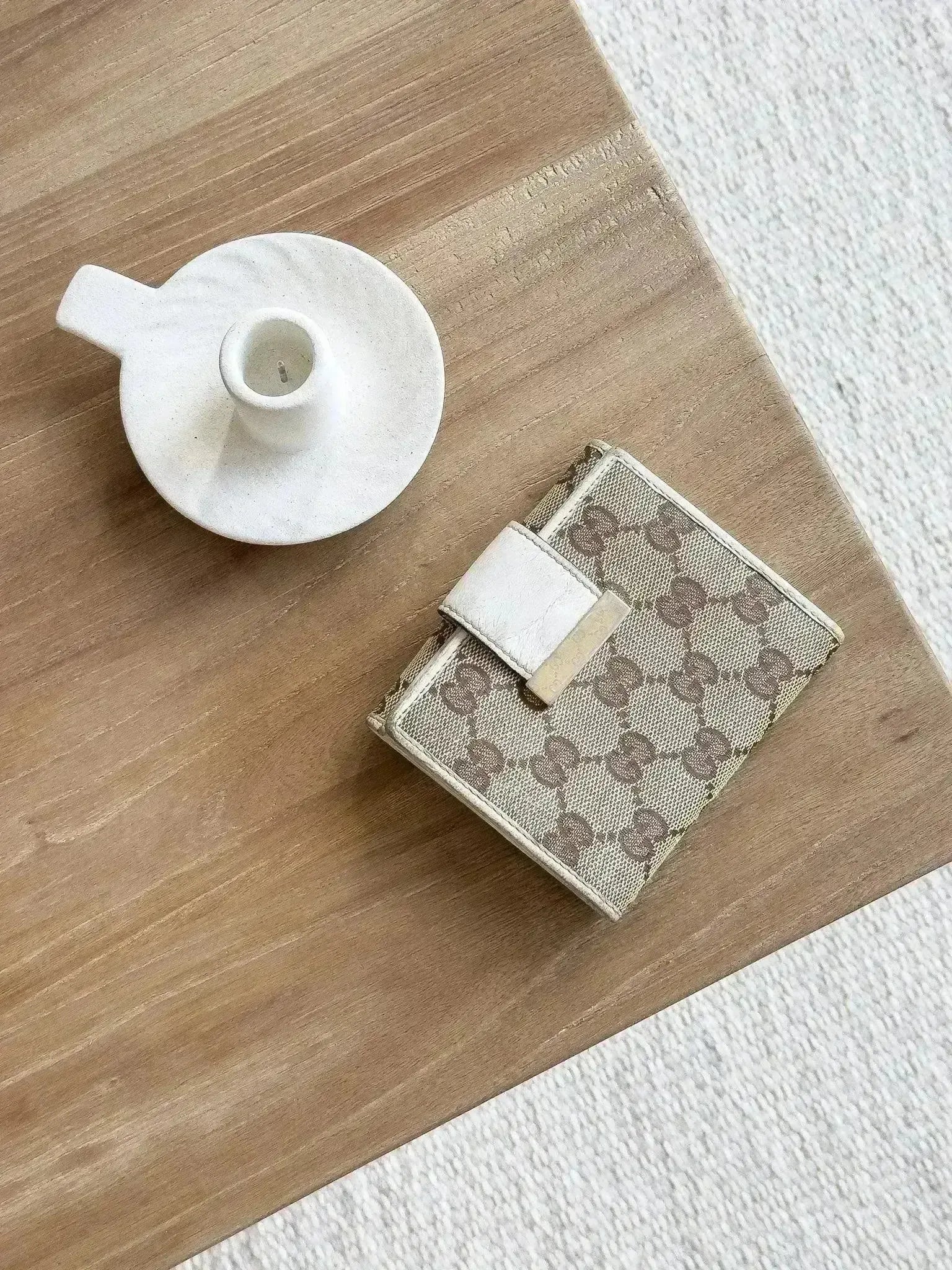 GUCCI GGパターン パスポートケース 46546.jpg
