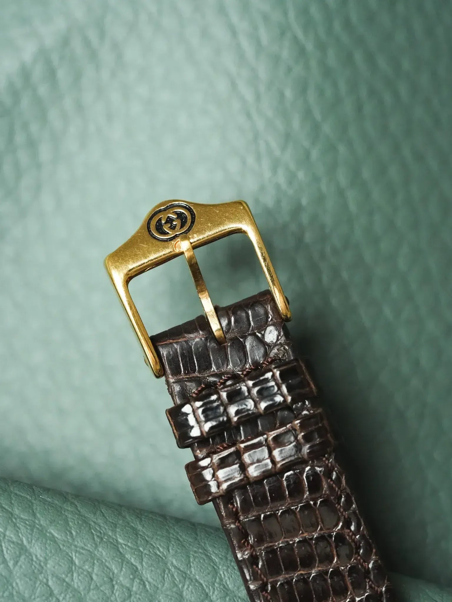 Gucci - Round Gold Dial Gold - 1990s - Atelier Victor