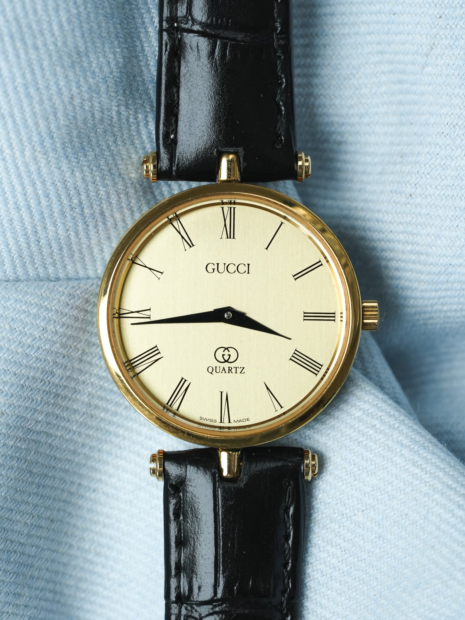 Gucci - 圆形金色和香槟红色漆 Gucci - 1990s 