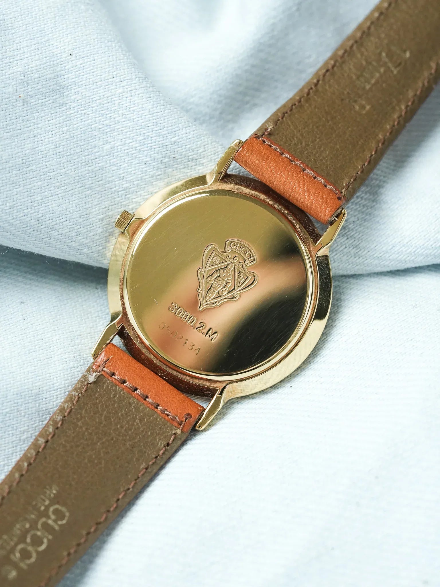 Watch Gucci Vintage (1990s) - Round Gold Sub-second 33mm 