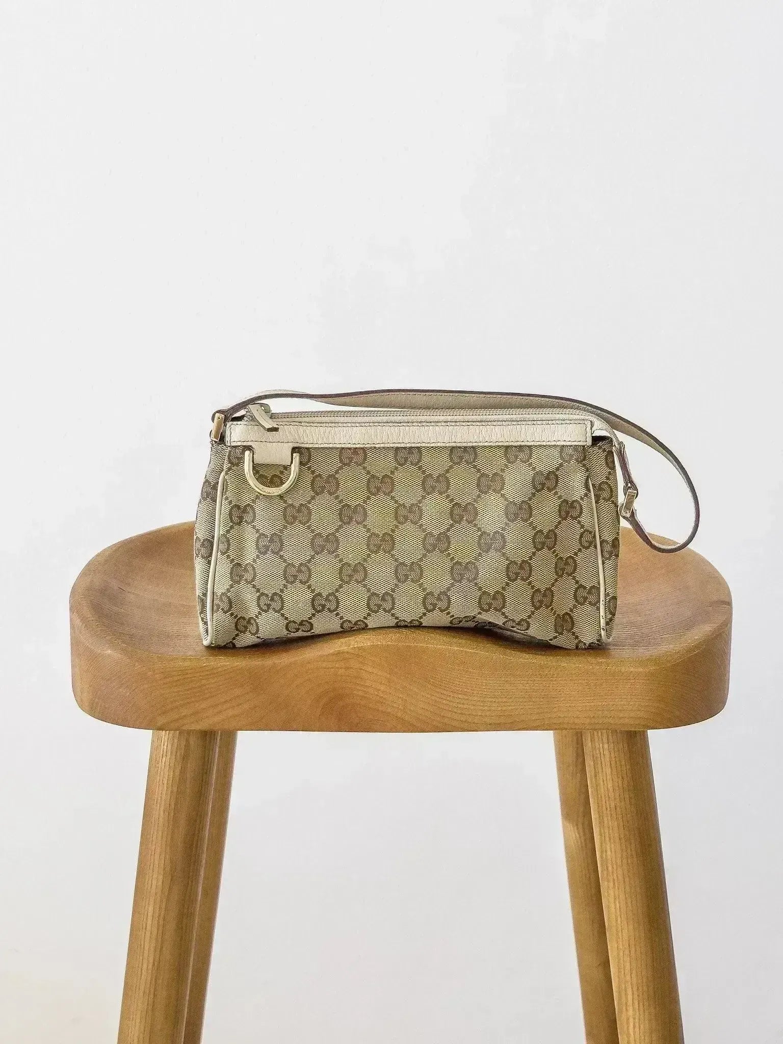 Gucci - Abbey canvas handbag