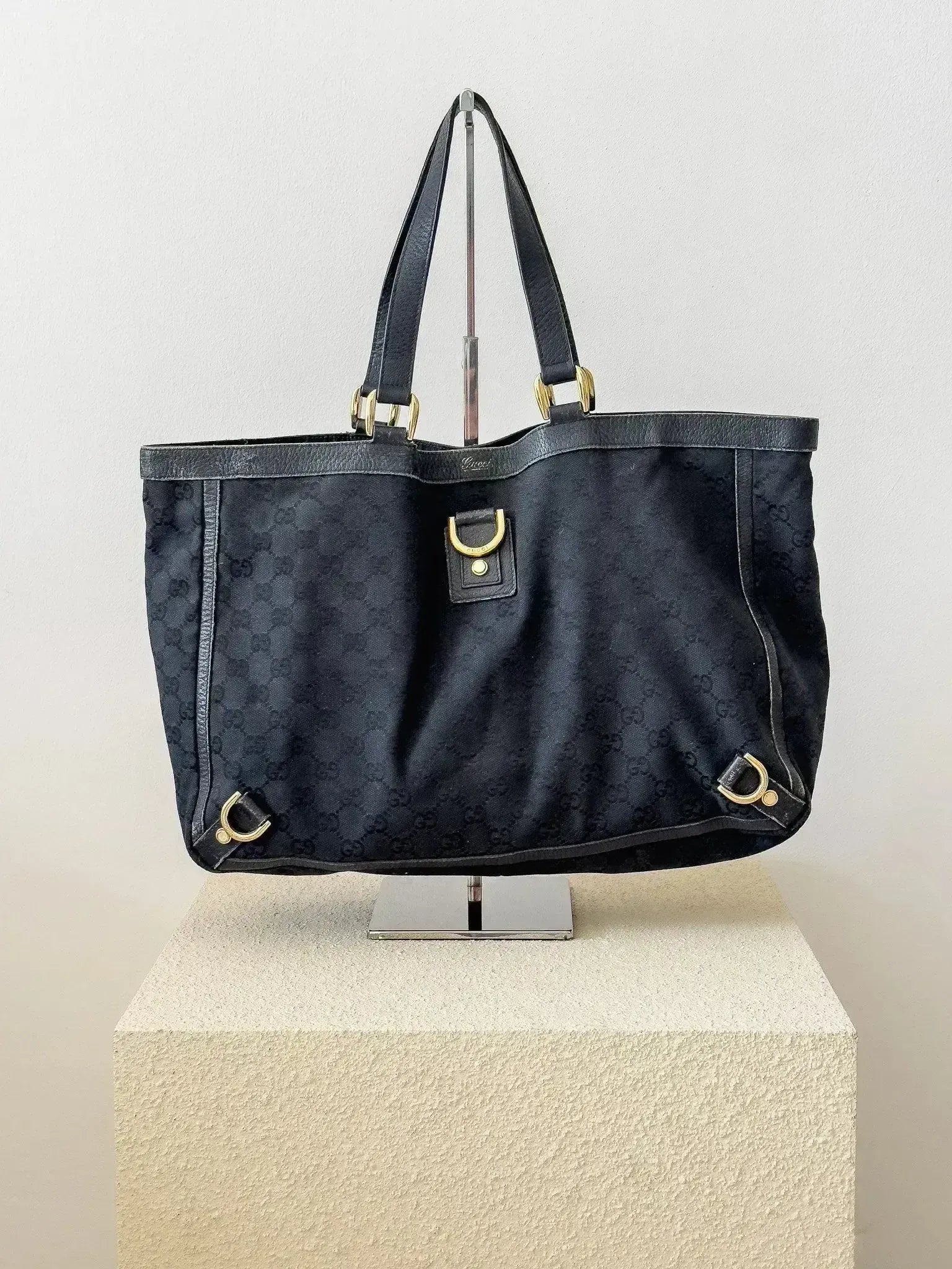 Vintage GG Supreme Beige Canvas & Leather Tote Bag | Atelier Victor