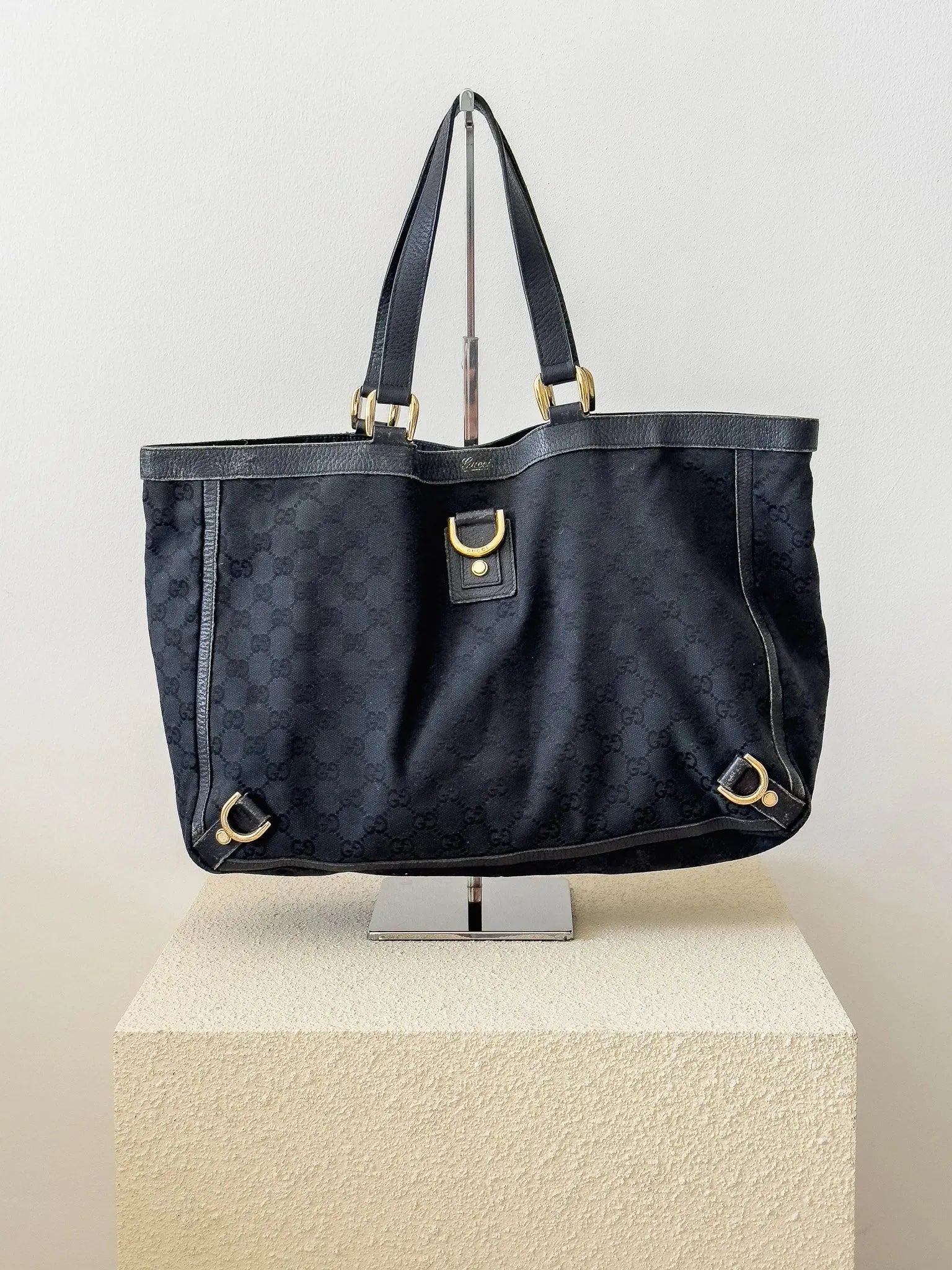Gucci - Sac cabas GG Abbey noir - Atelier Victor Paris - Vintage Watch Shop Dubai