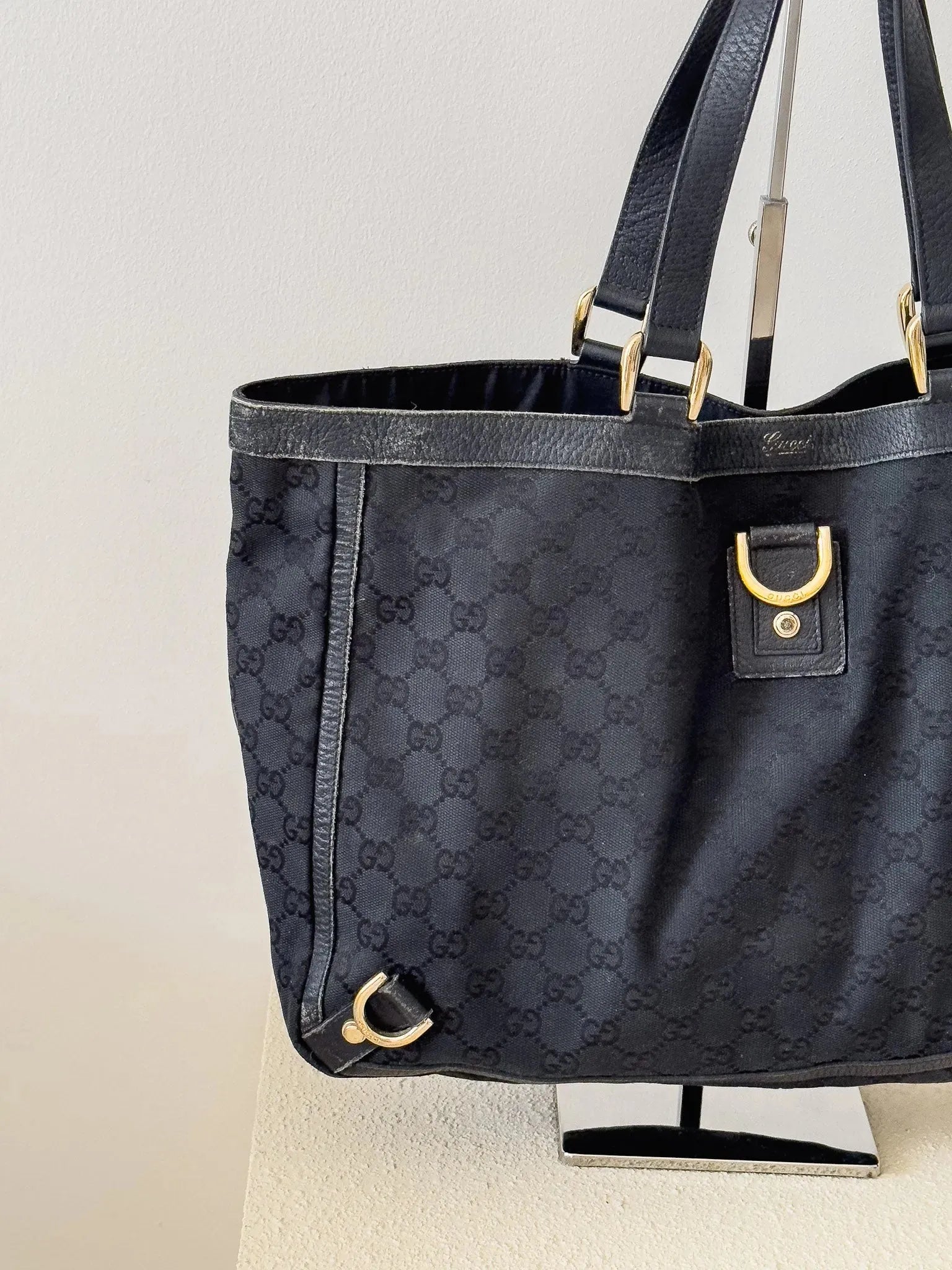 Gucci - Sac cabas GG Abbey noir - Atelier Victor Paris - Vintage Watch Shop Dubai
