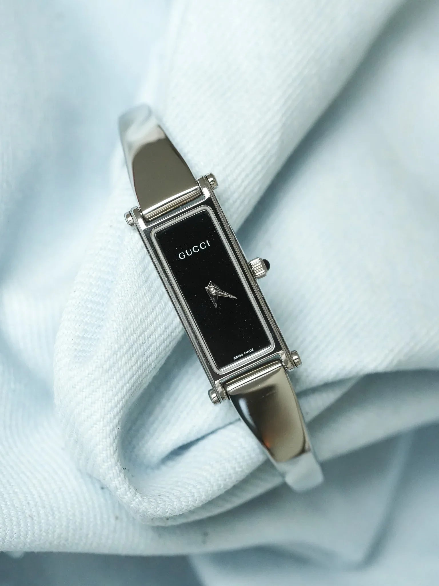 Gucci - Tank Bracelet Jonc Acier Cadran noir - 1990s - Atelier Victor