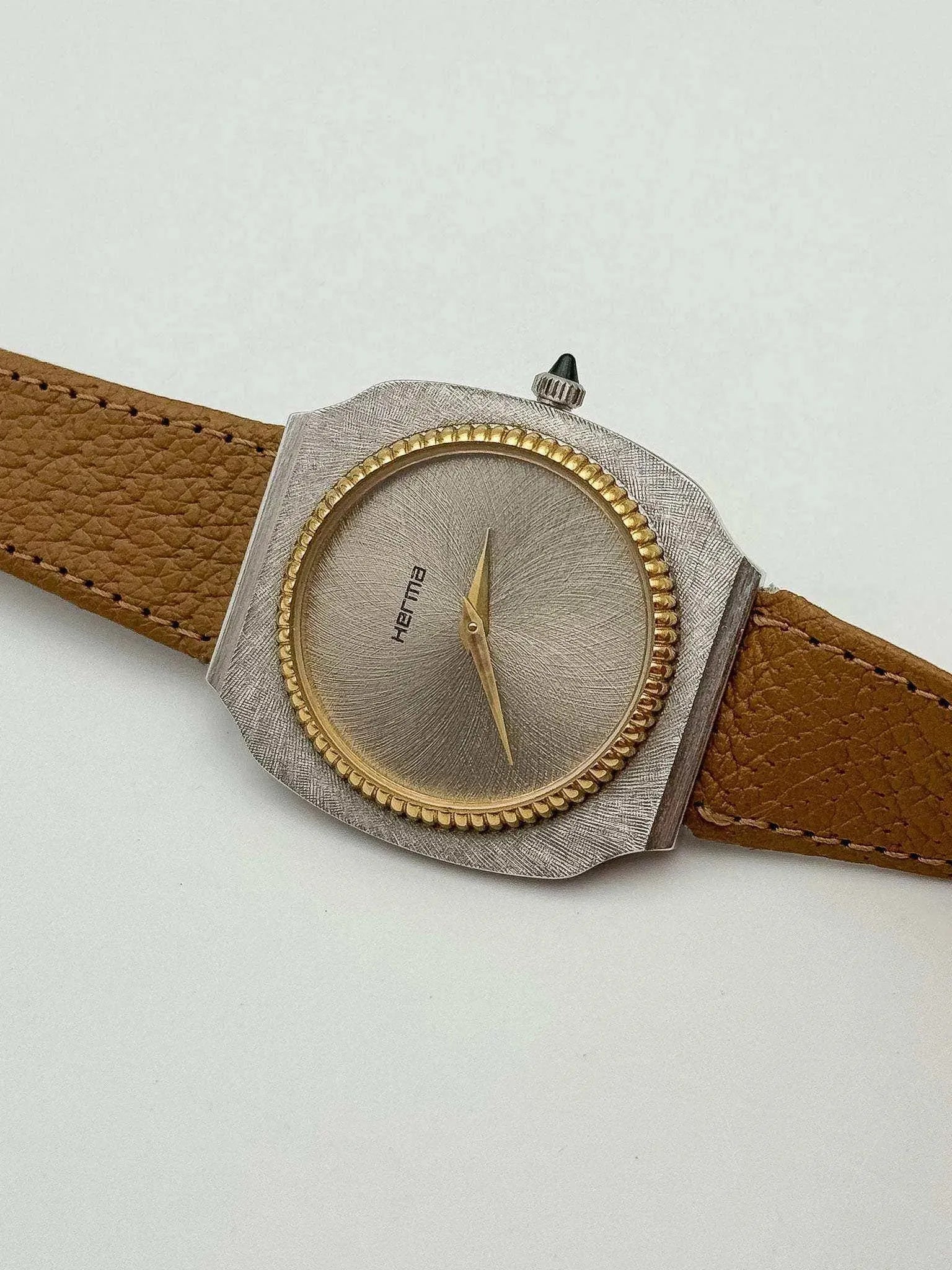 Herma - Masterpiece - 1970s - Atelier Victor Paris - Vintage Watch Shop Dubai