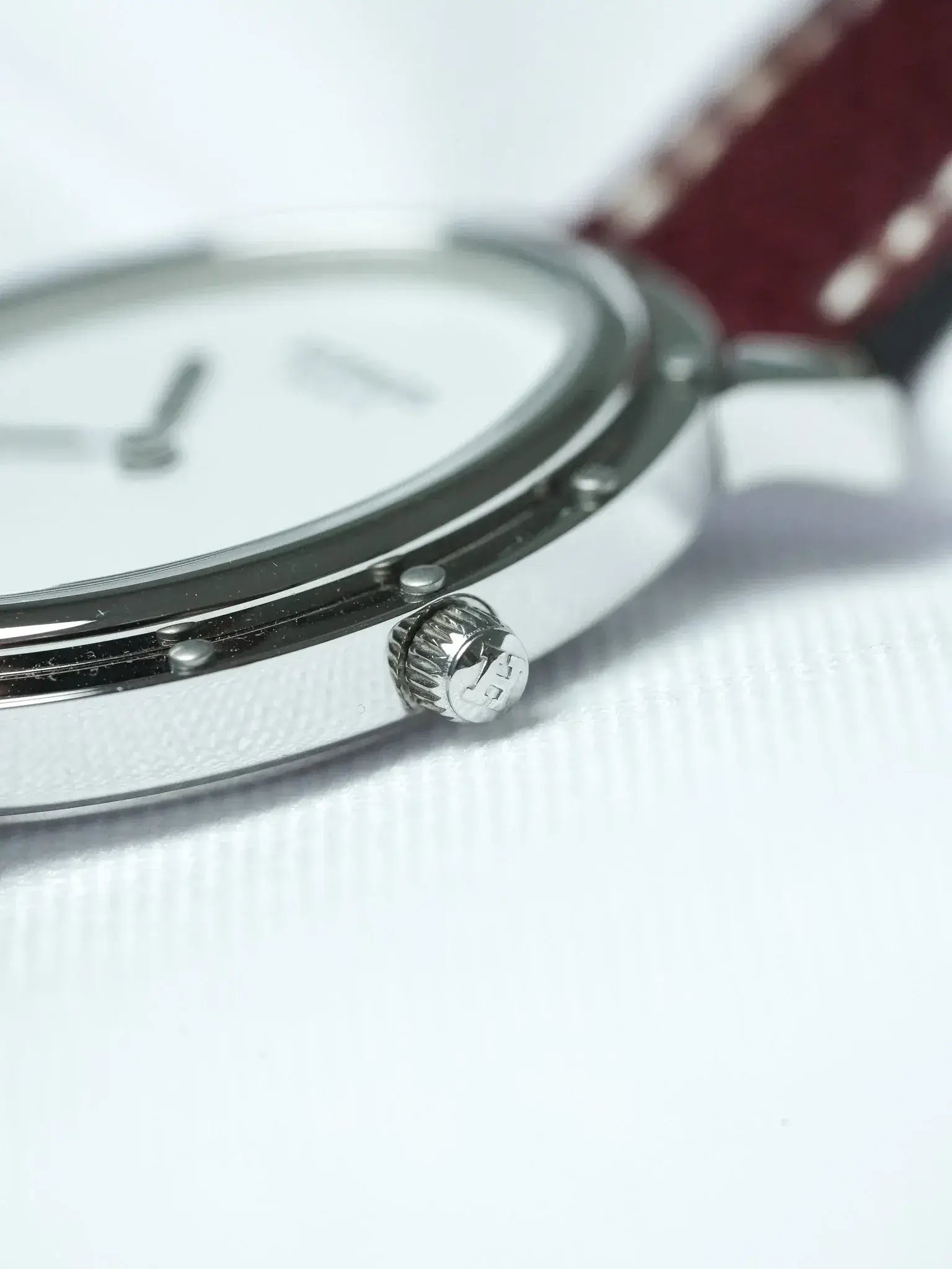 Hermes - Tonneau Acier Cadran Guilloché ref.C01.510 - 2010s