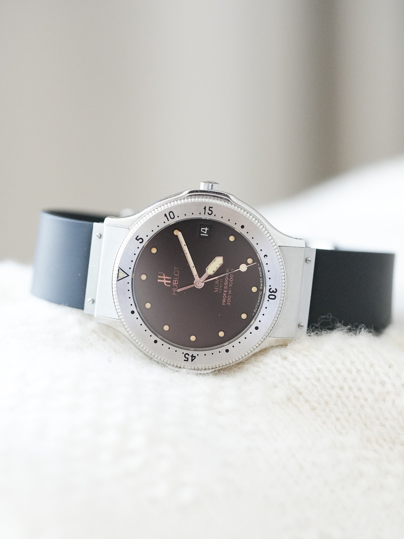 Hublot - MDM Acier Automatique Professionnal 300m - 1990s - Atelier Victor Paris - Vintage Watch Shop Dubai