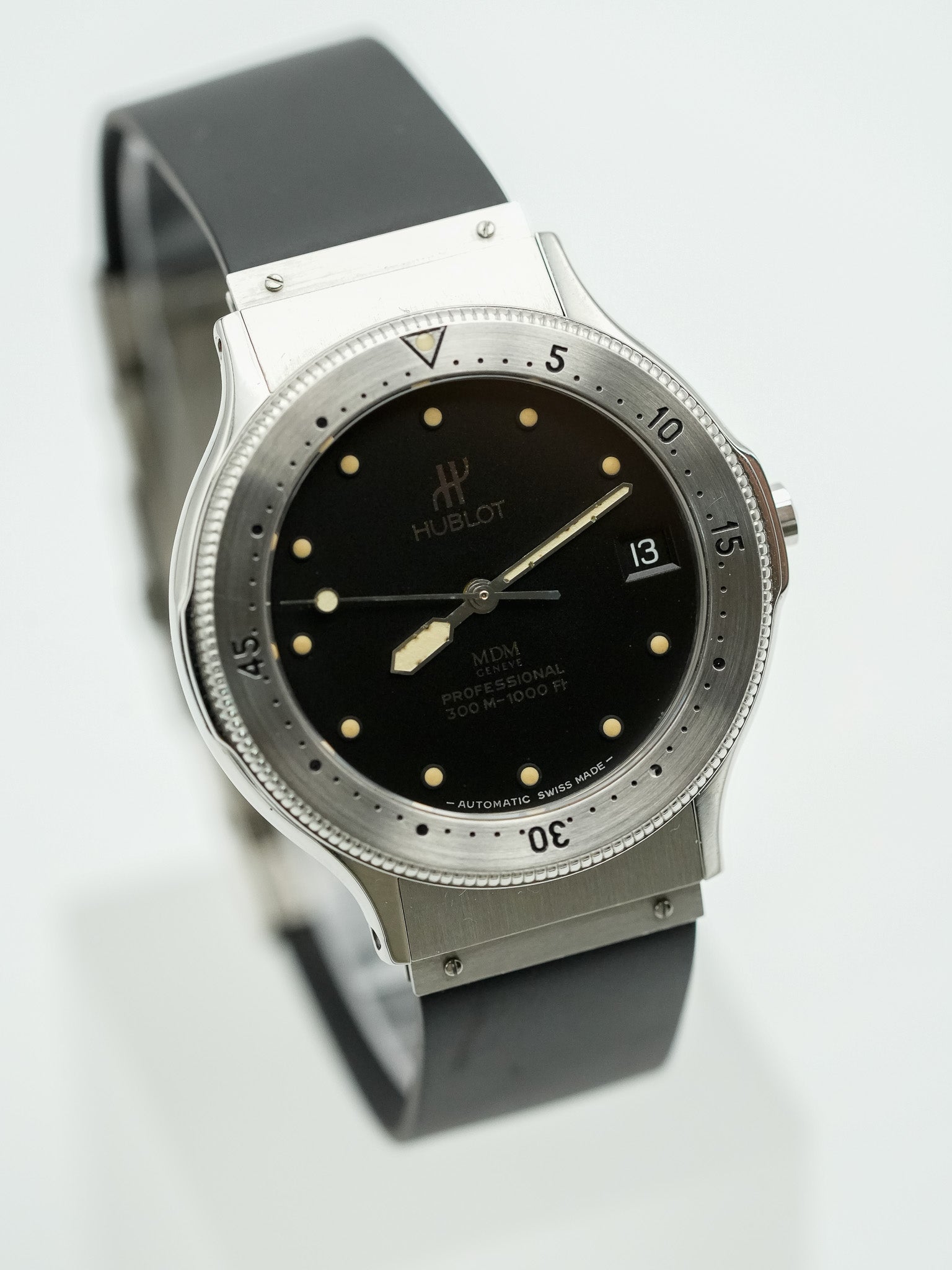 Hublot - MDM Acier Automatique Professionnal 300m - 1990s - Atelier Victor Paris - Vintage Watch Shop Dubai