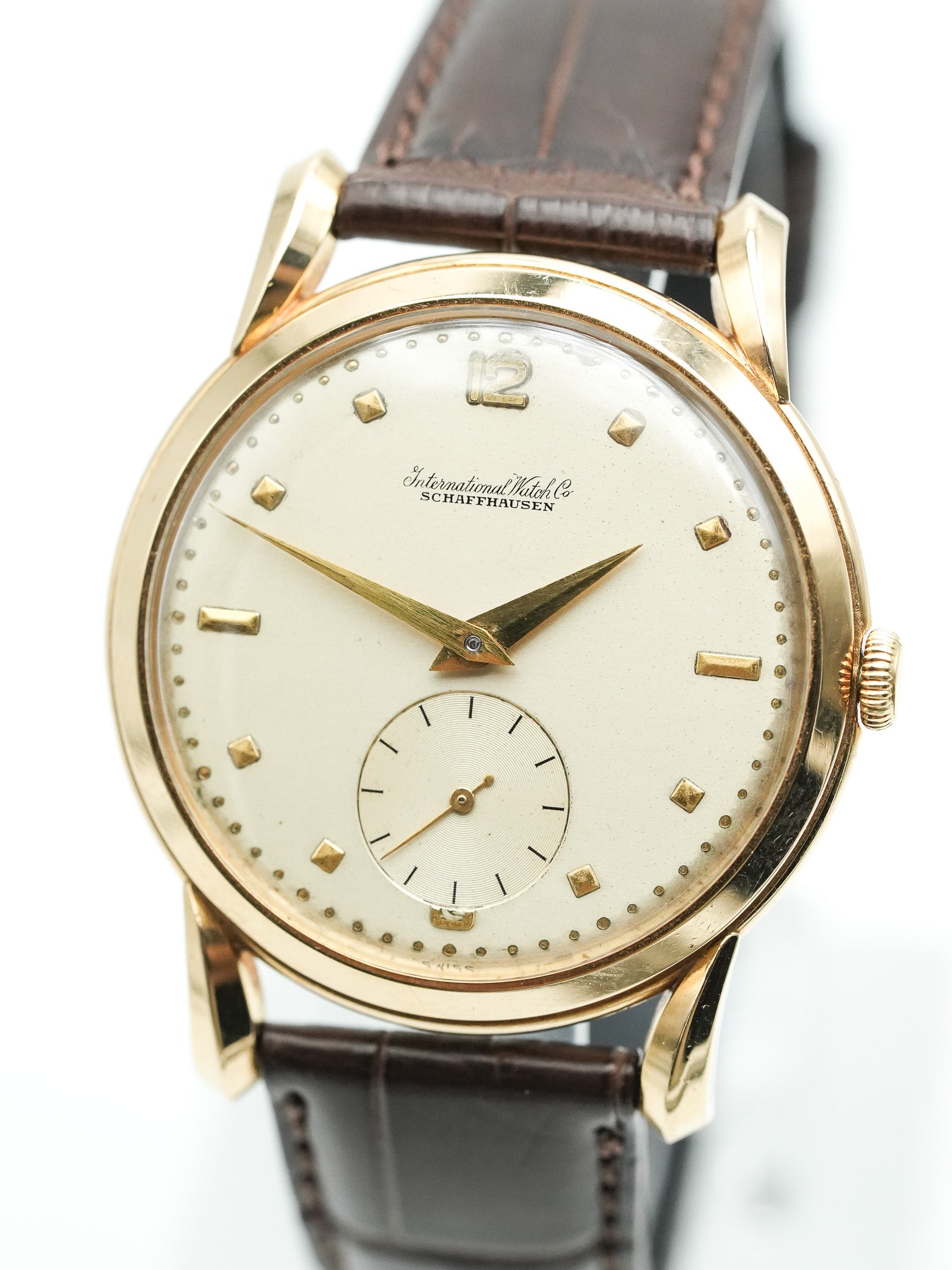IWC - Calatrava Or jaune 18k Cornes Gouttes d'eau - 1940s - Atelier Victor - Vintage  Shop